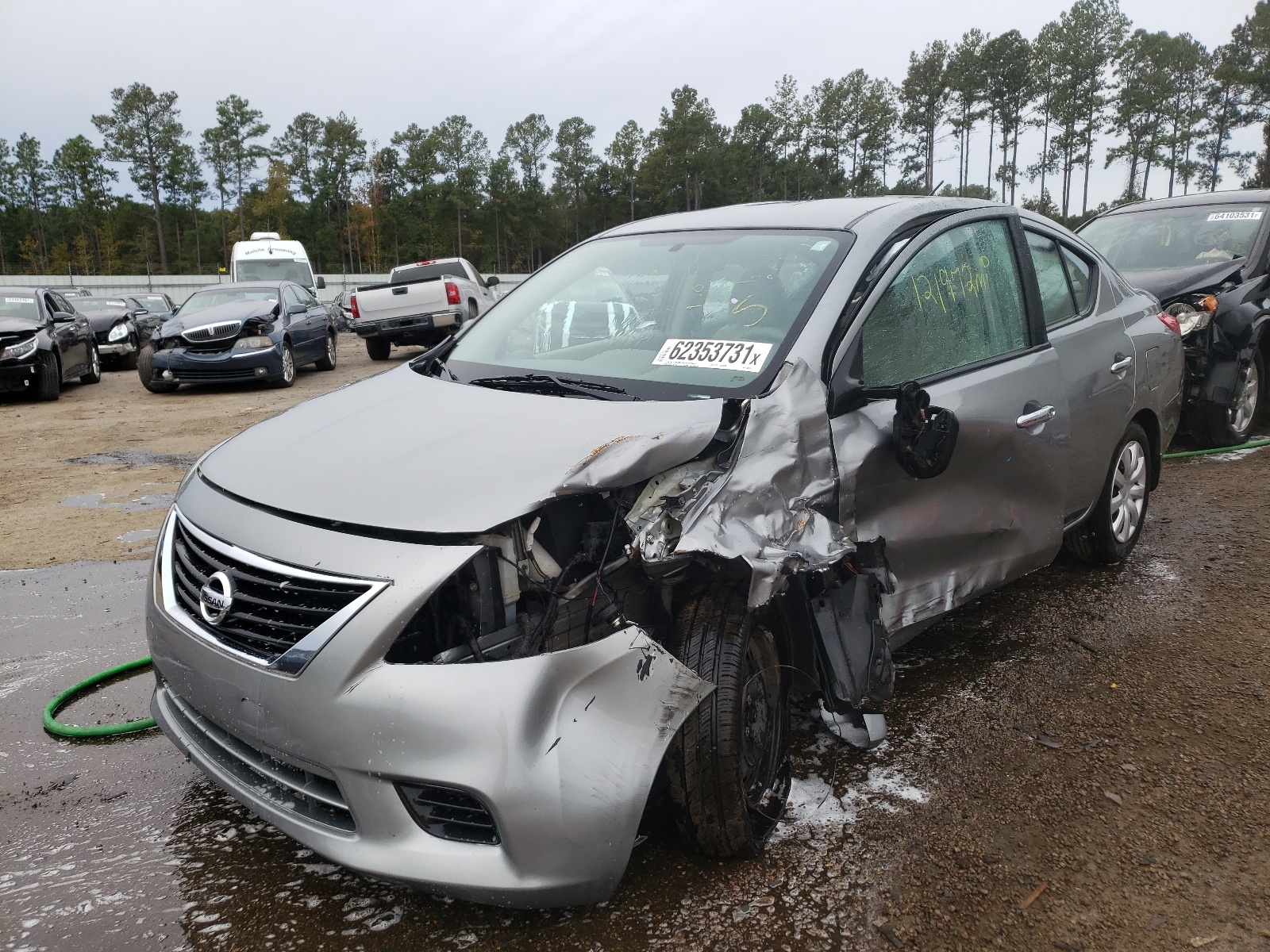 Zdjęcie 2 z aukcji – 2012 NISSAN VERSA S z VIN 3N1CN7AP4CL836374