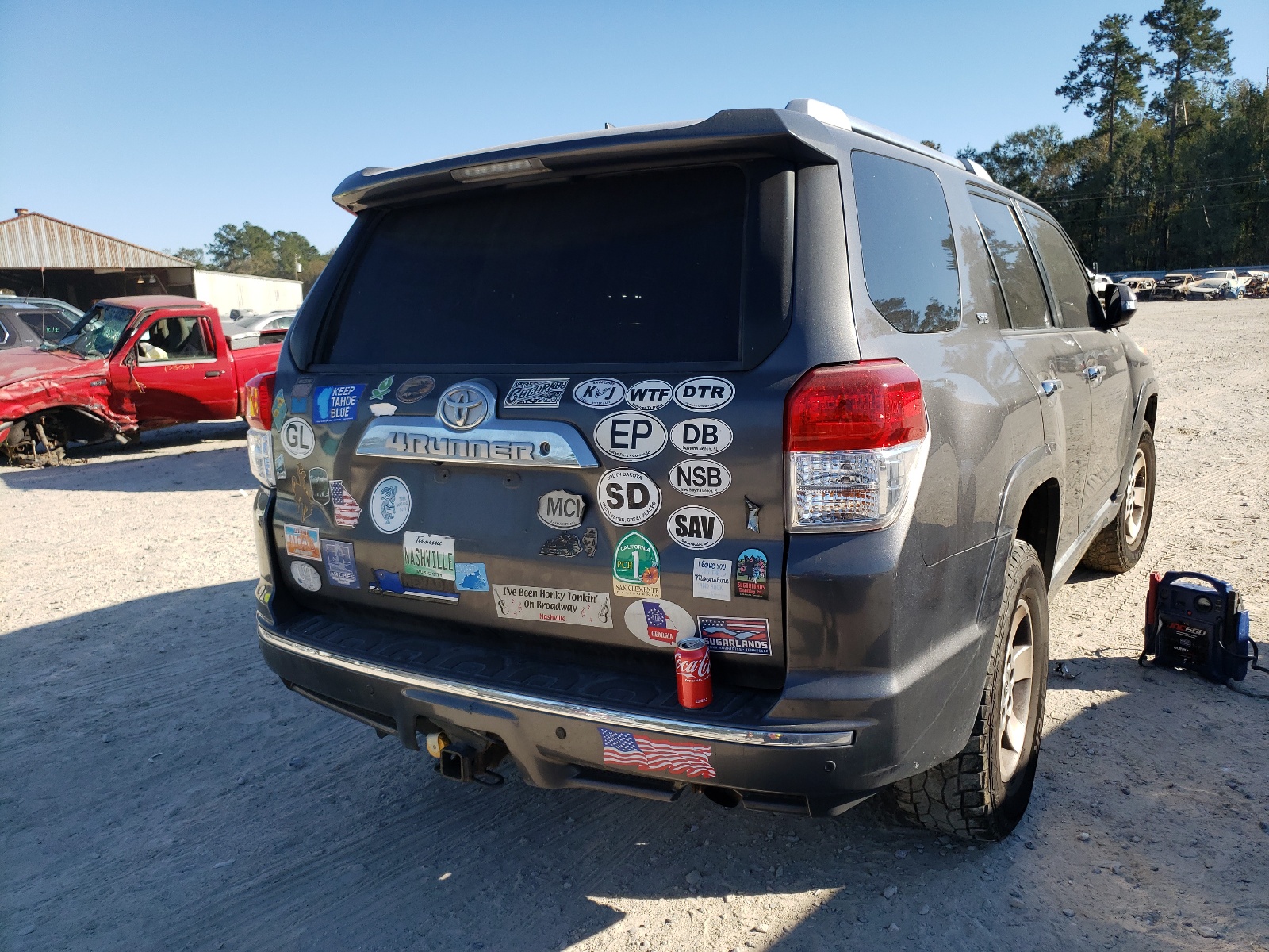 Photo 4 from auction – 2010 TOYOTA 4RUNNER SR with VIN JTEBU5JR3A5030827