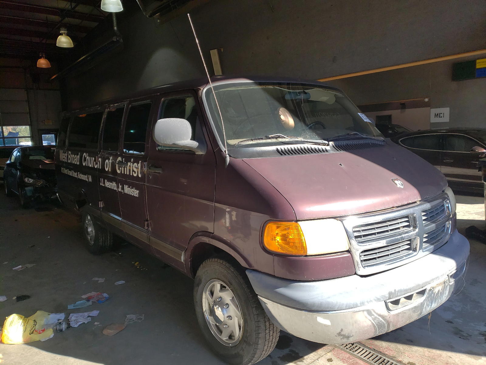DODGE RAM VAN 2001 with VIN 2B5WB35Z11K519936 - Photo from auction