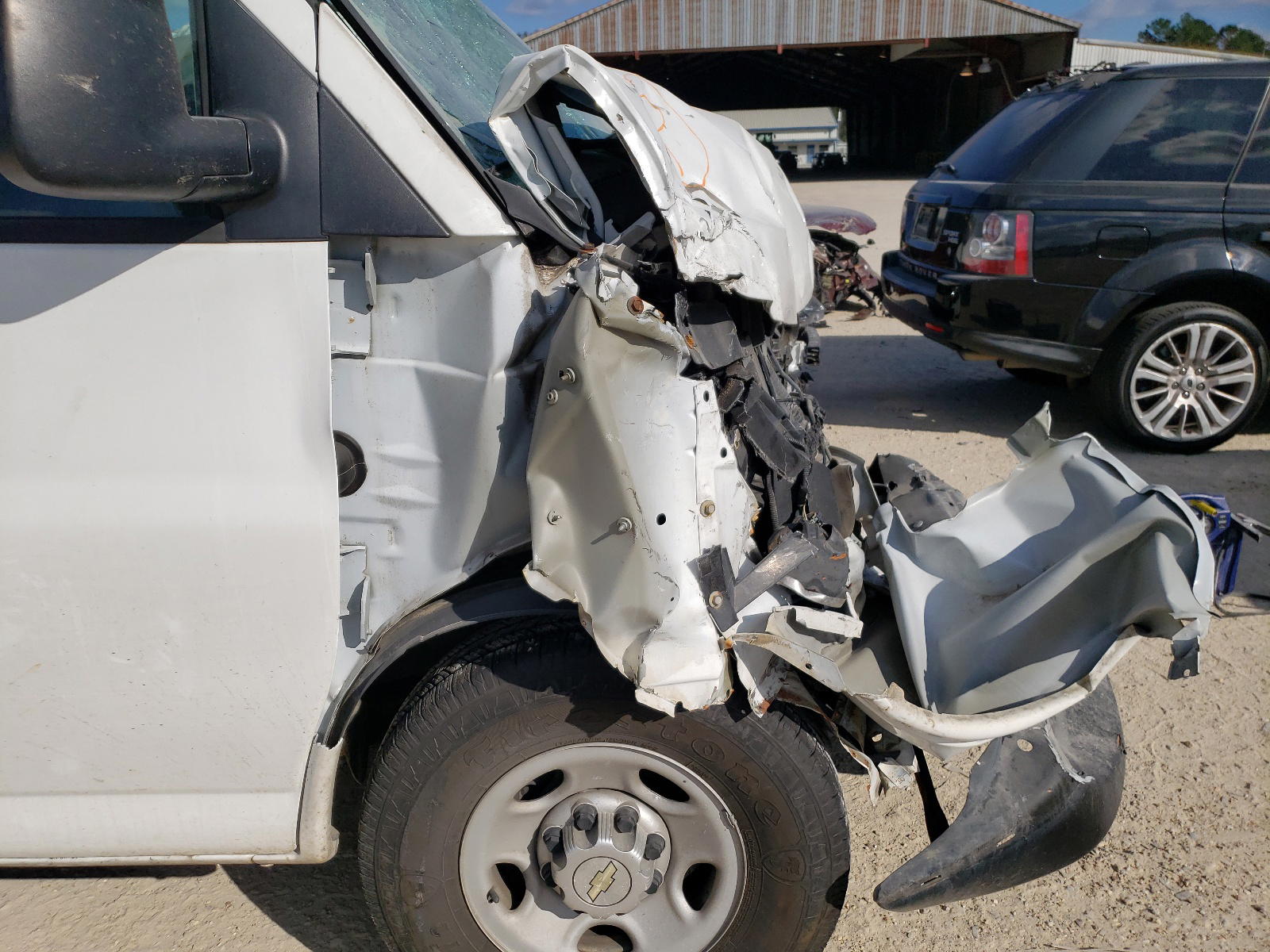 Photo 9 from auction – 2014 CHEVROLET EXPRESS G2 with VIN 1GAWGPFA5E1108042