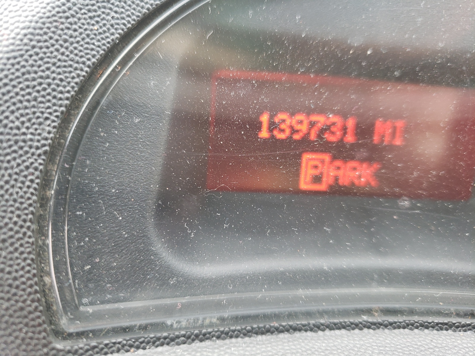 Photo 8 from auction – 2004 PONTIAC GRAND PRIX with VIN 2G2WS522241100826
