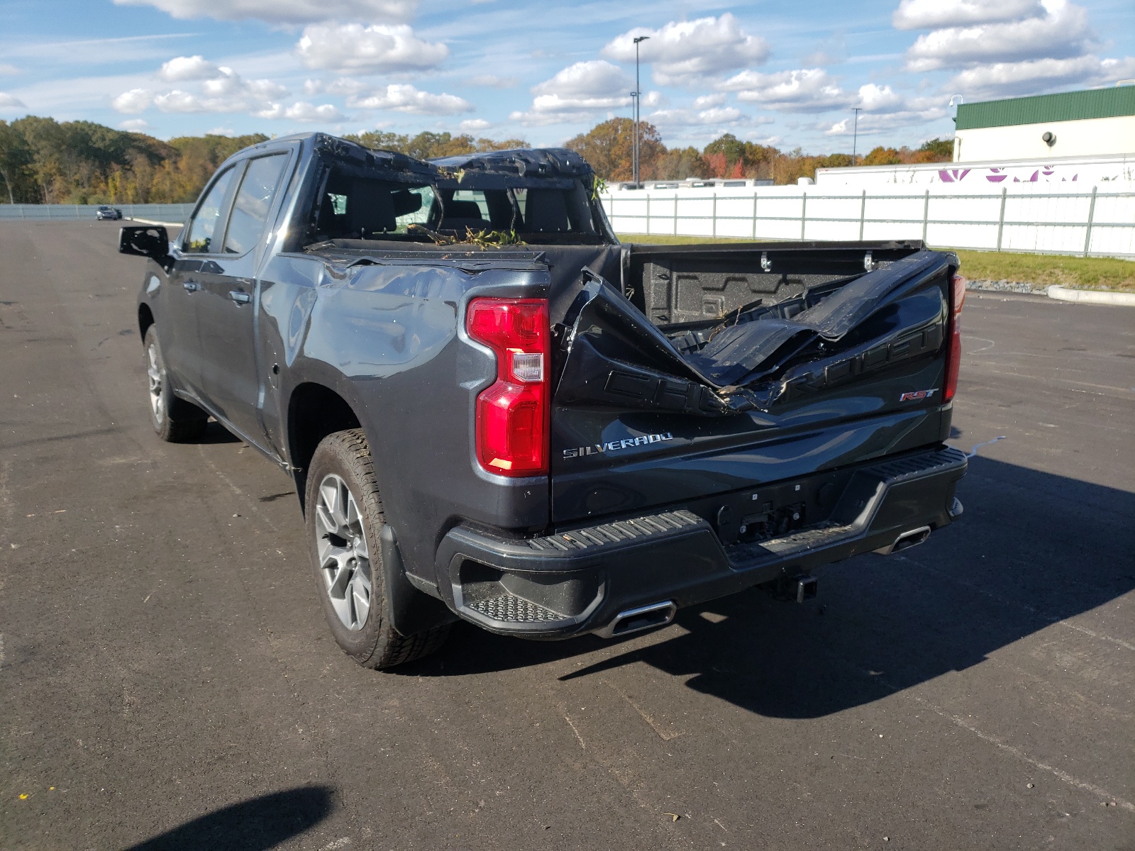 Photo 3 from auction – 2021 CHEVROLET SILVERADO with VIN 3GCUYEED2MG151068