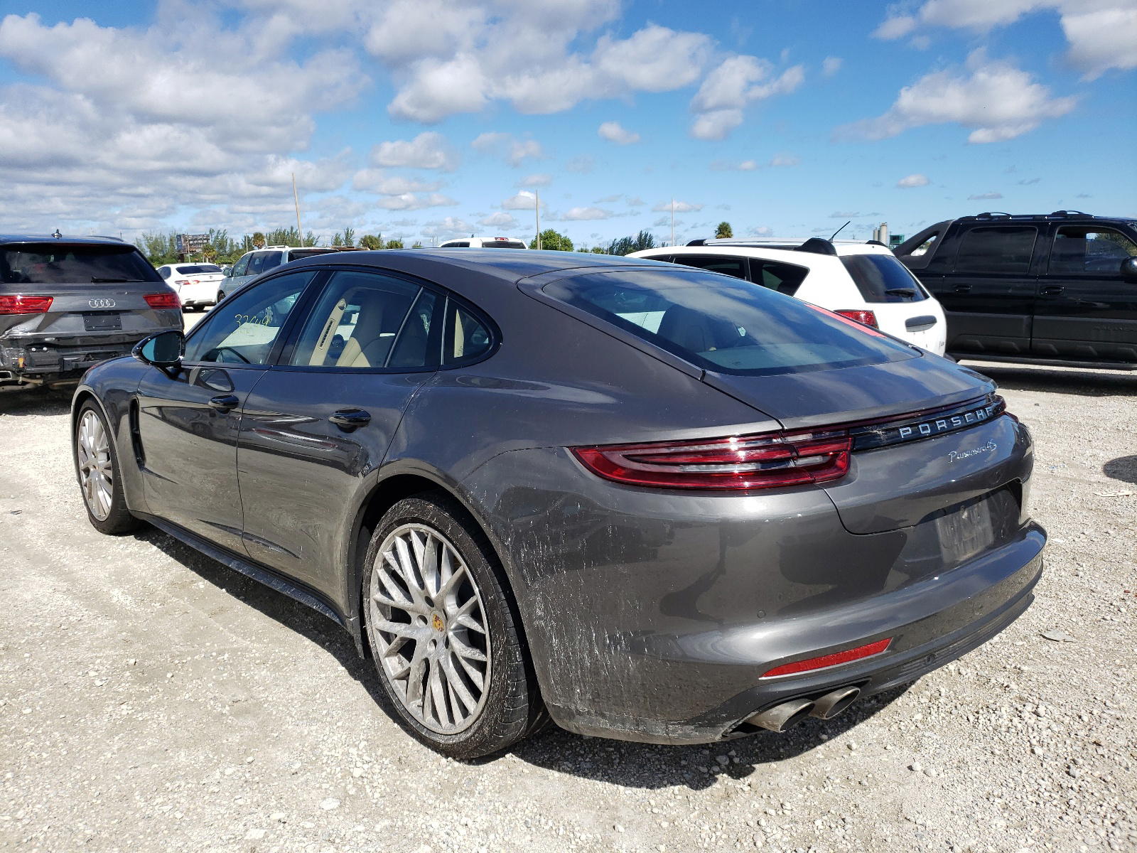Photo 3 from auction – 2018 PORSCHE PANAMERA 4 with VIN WP0AB2A77JL135238