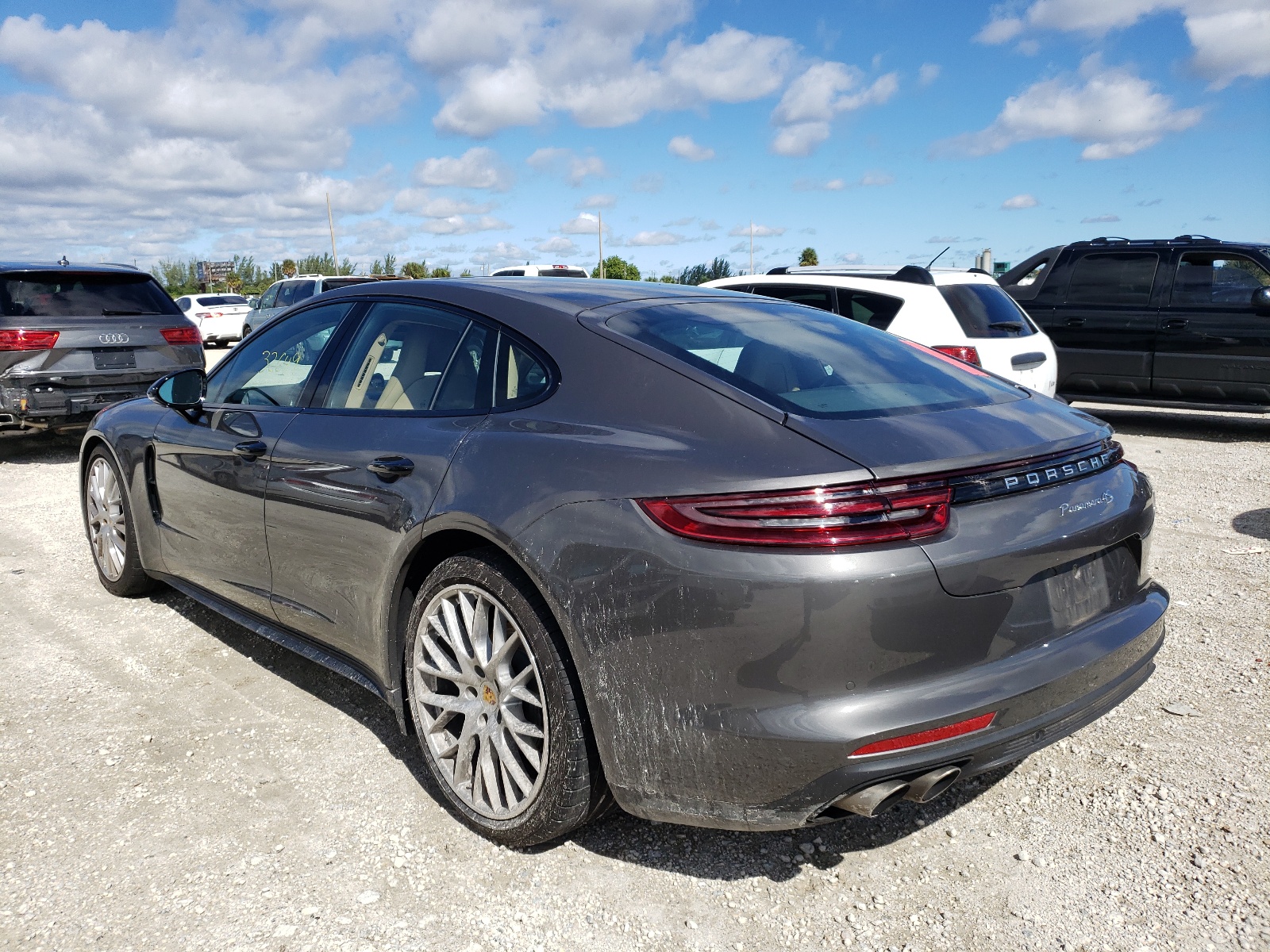Zdjęcie 3 z aukcji – 2018 PORSCHE PANAMERA 4 z VIN WP0AB2A77JL135238
