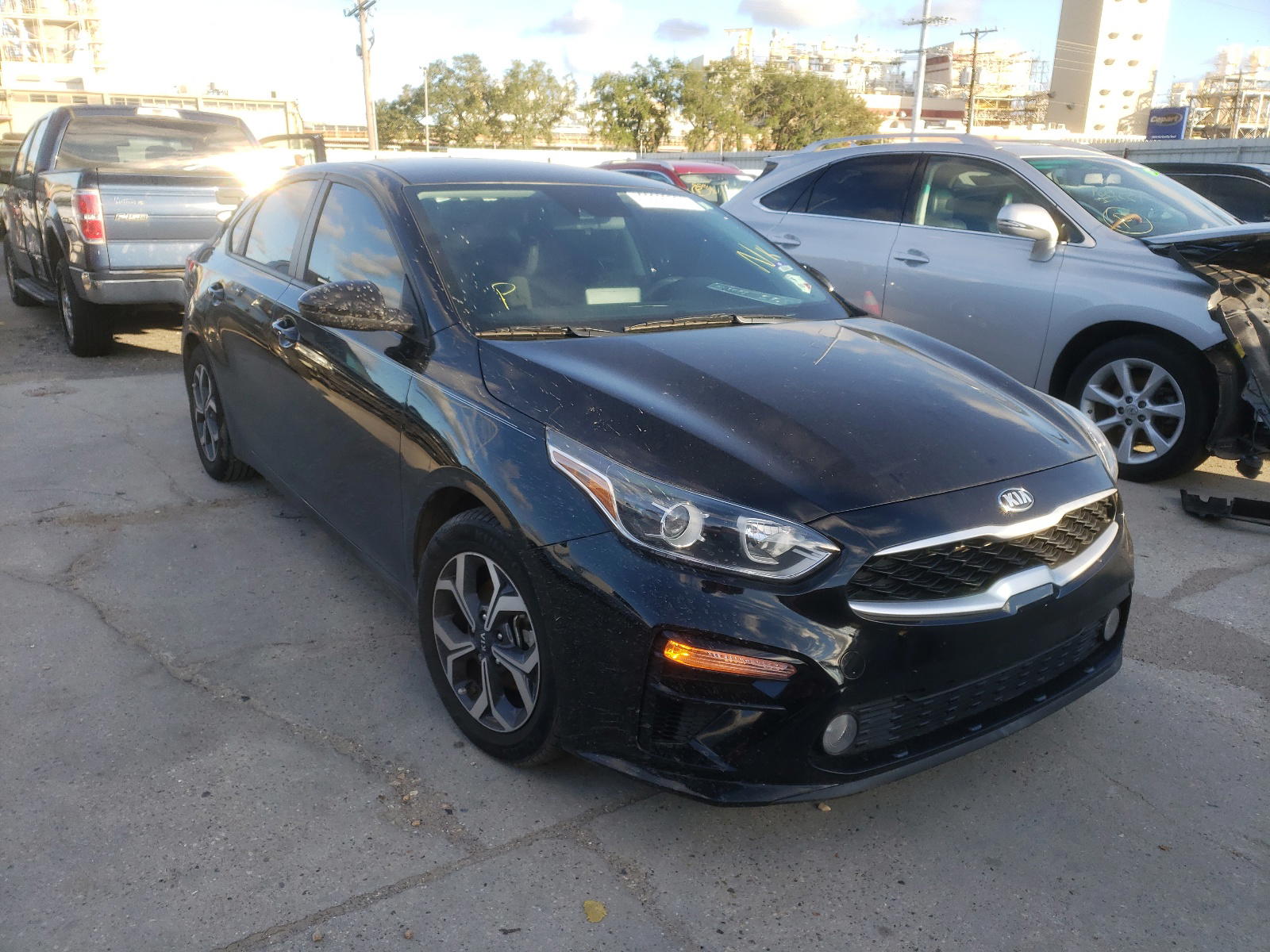 KIA FORTE 2020 with VIN 3KPF24AD2LE171373 - Photo from auction