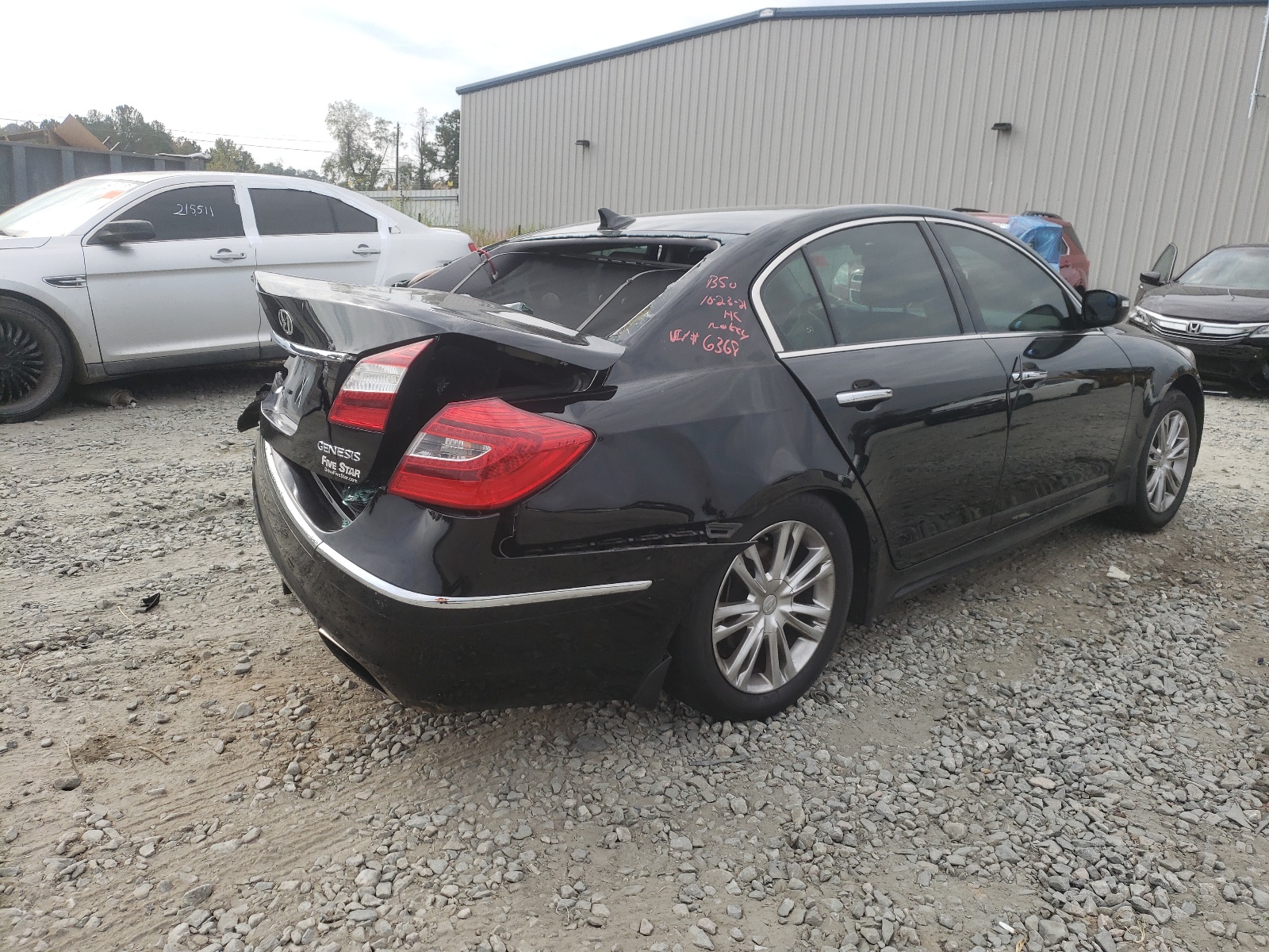 Photo 4 from auction – 2013 HYUNDAI GENESIS with VIN KMHGC4DD7DU246368