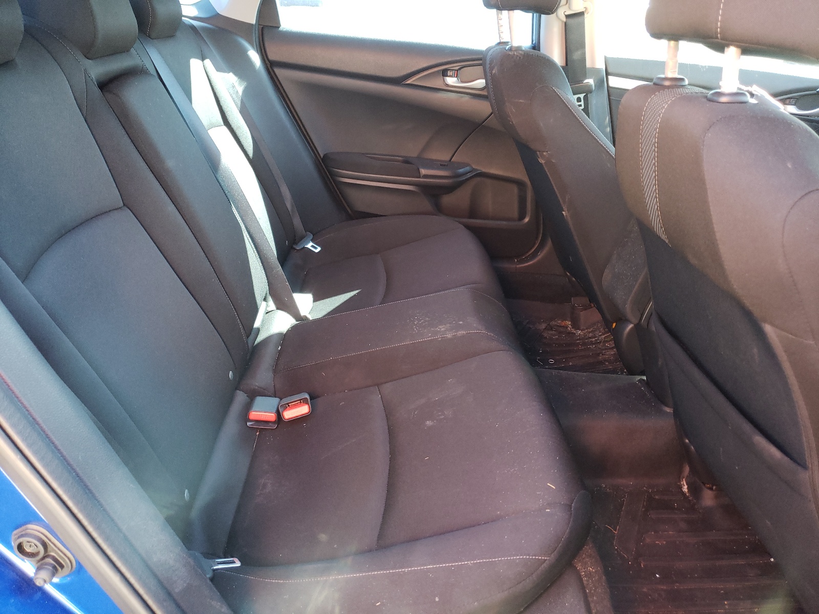 Photo 6 from auction – 2016 HONDA CIVIC EX with VIN 19XFC2F78GE057792