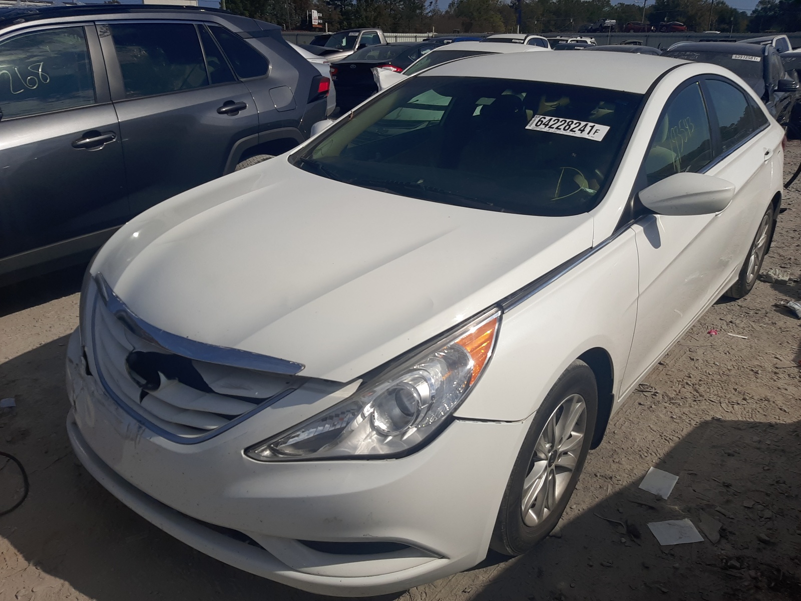 Photo 2 from auction – 2013 HYUNDAI SONATA GLS with VIN 5NPEB4AC3DH800655