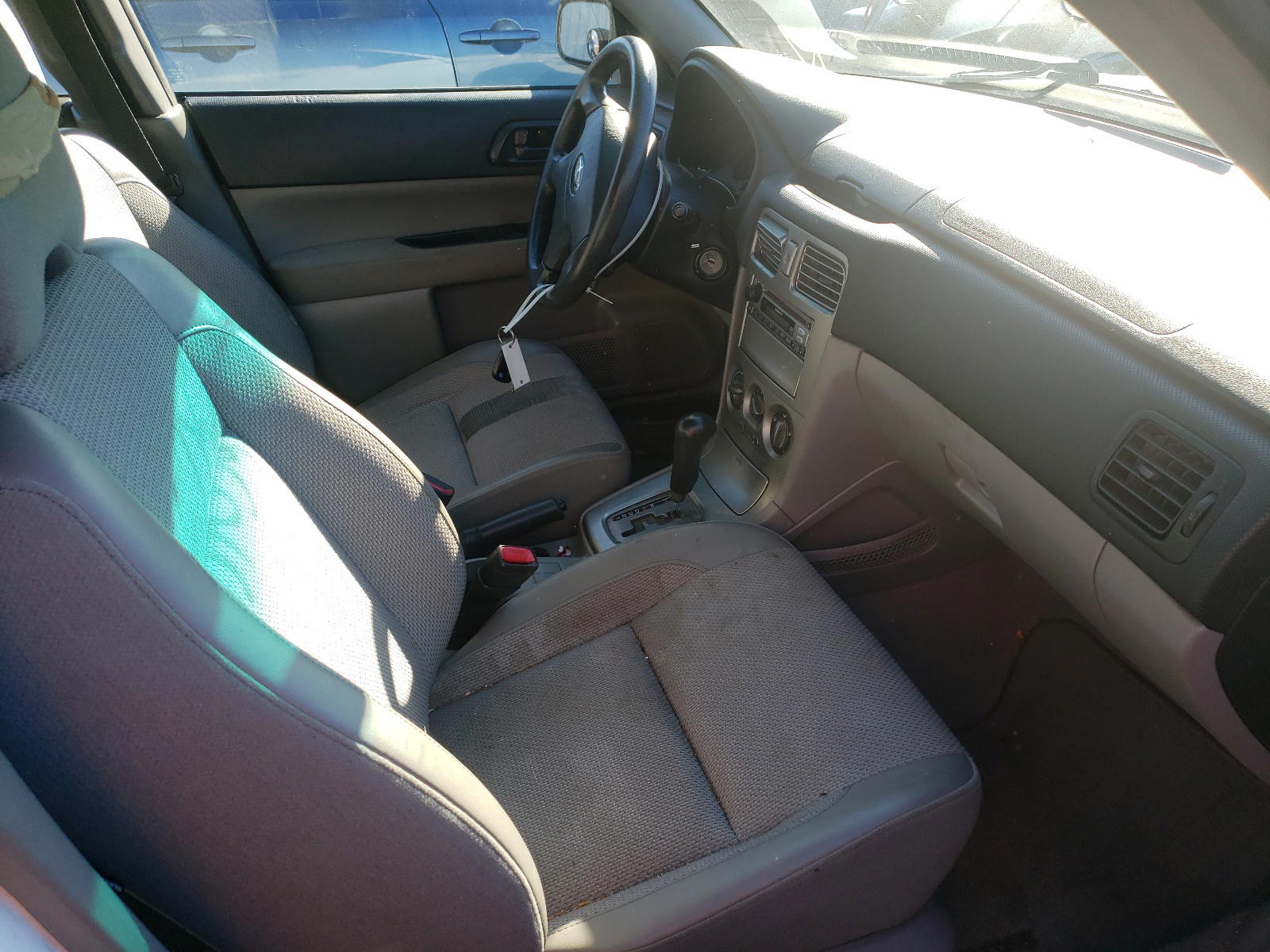 Photo 5 from auction – 2004 SUBARU FORESTER 2 with VIN JF1SG63634H752117
