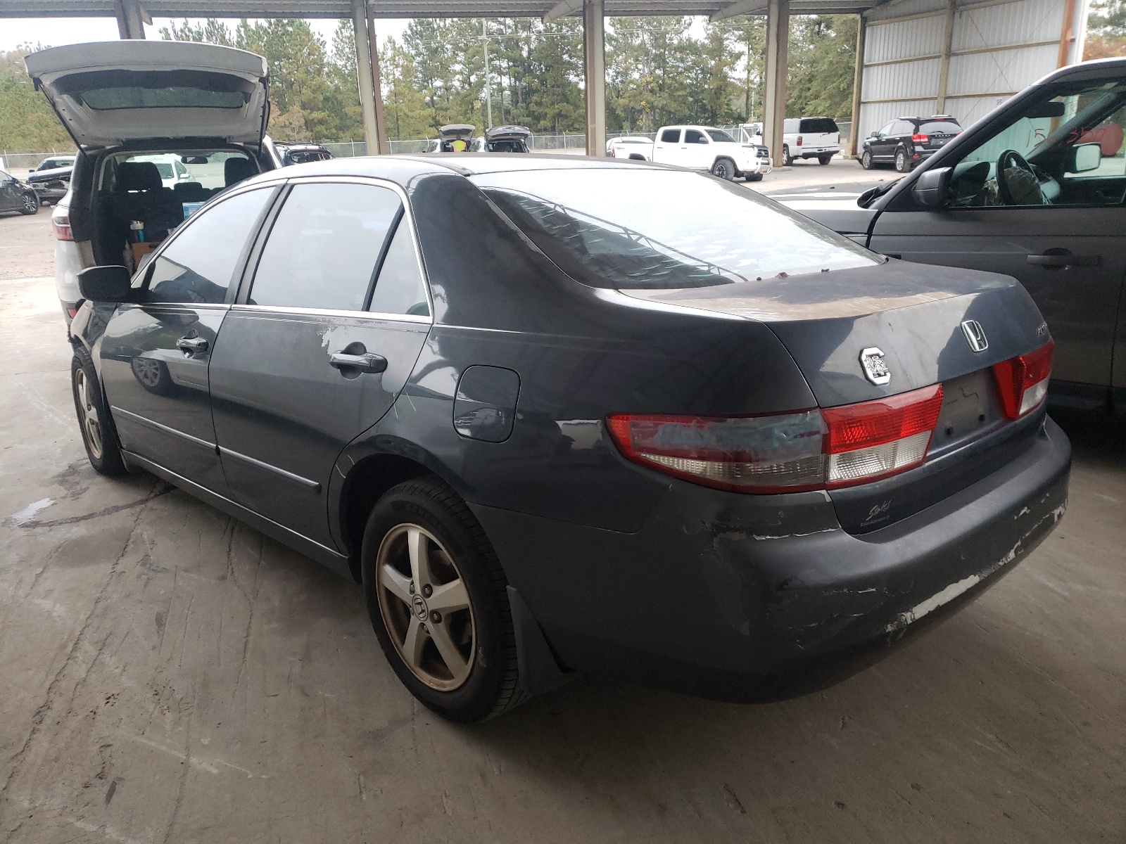 Photo 3 from auction – 2004 HONDA ACCORD EX with VIN 1HGCM56604A049730