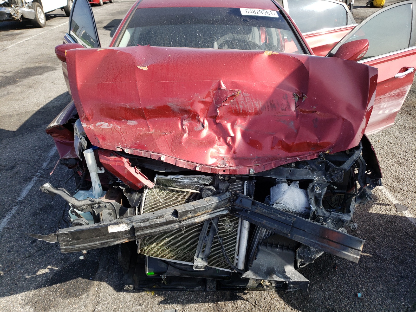 Photo 7 from auction – 2011 HYUNDAI SONATA SE with VIN 5NPEC4ABXBH207554