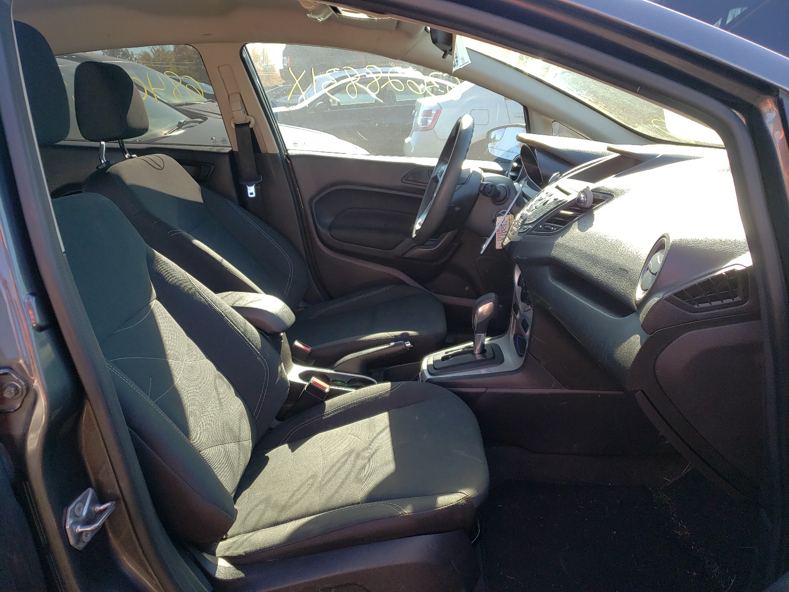 Photo 5 from auction – 2017 FORD FIESTA SE with VIN 3FADP4BJXHM163361