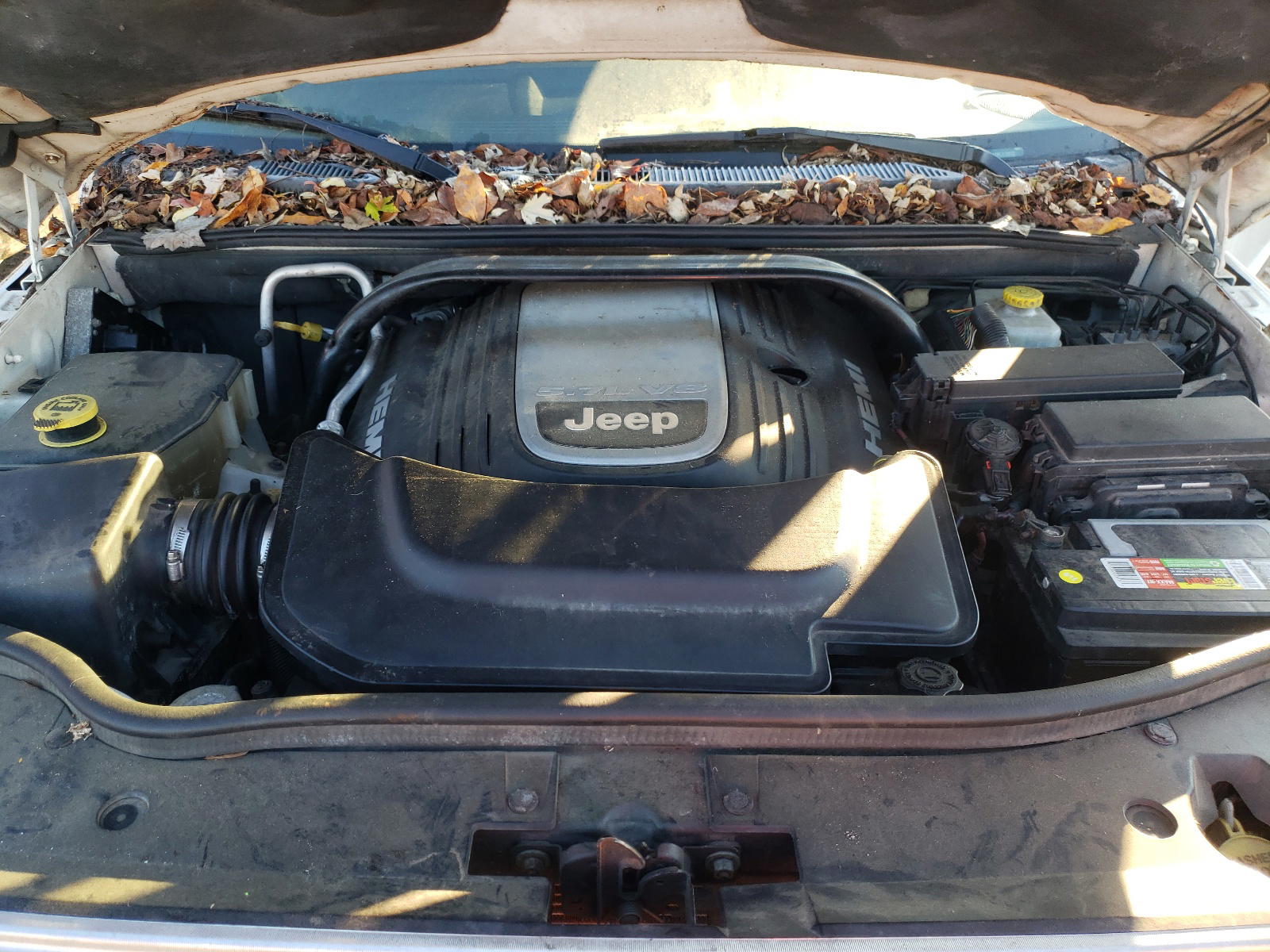 Photo 7 from auction – 2006 JEEP COMMANDER with VIN 1J8HG58206C215475