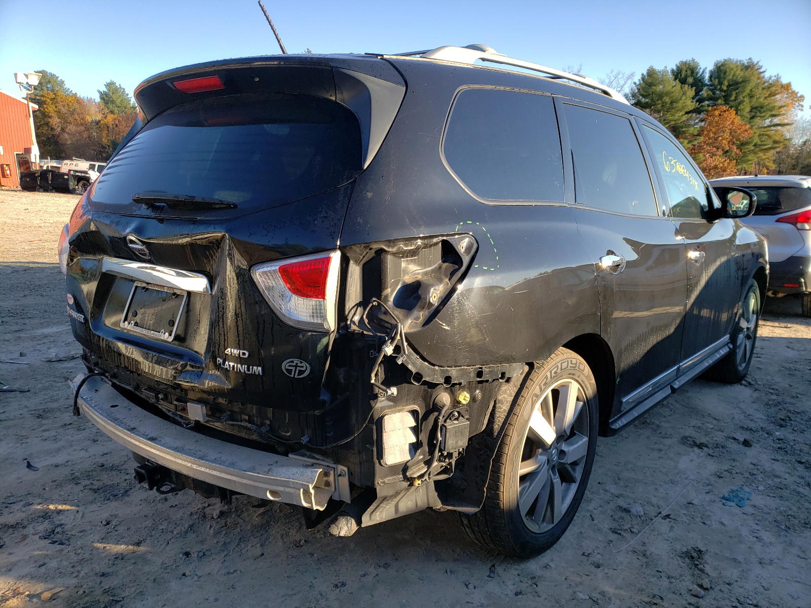 Photo 4 from auction – 2015 NISSAN PATHFINDER with VIN 5N1AR2MM5FC706435