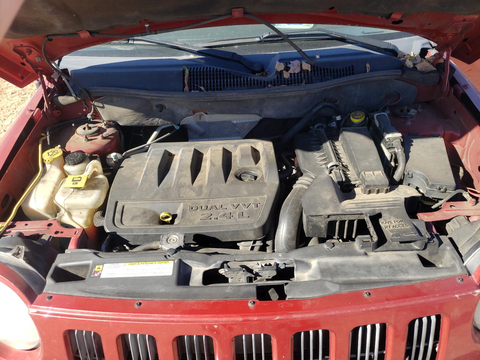Photo 7 from auction – 2010 JEEP COMPASS SP with VIN 1J4NT4FB3AD612002
