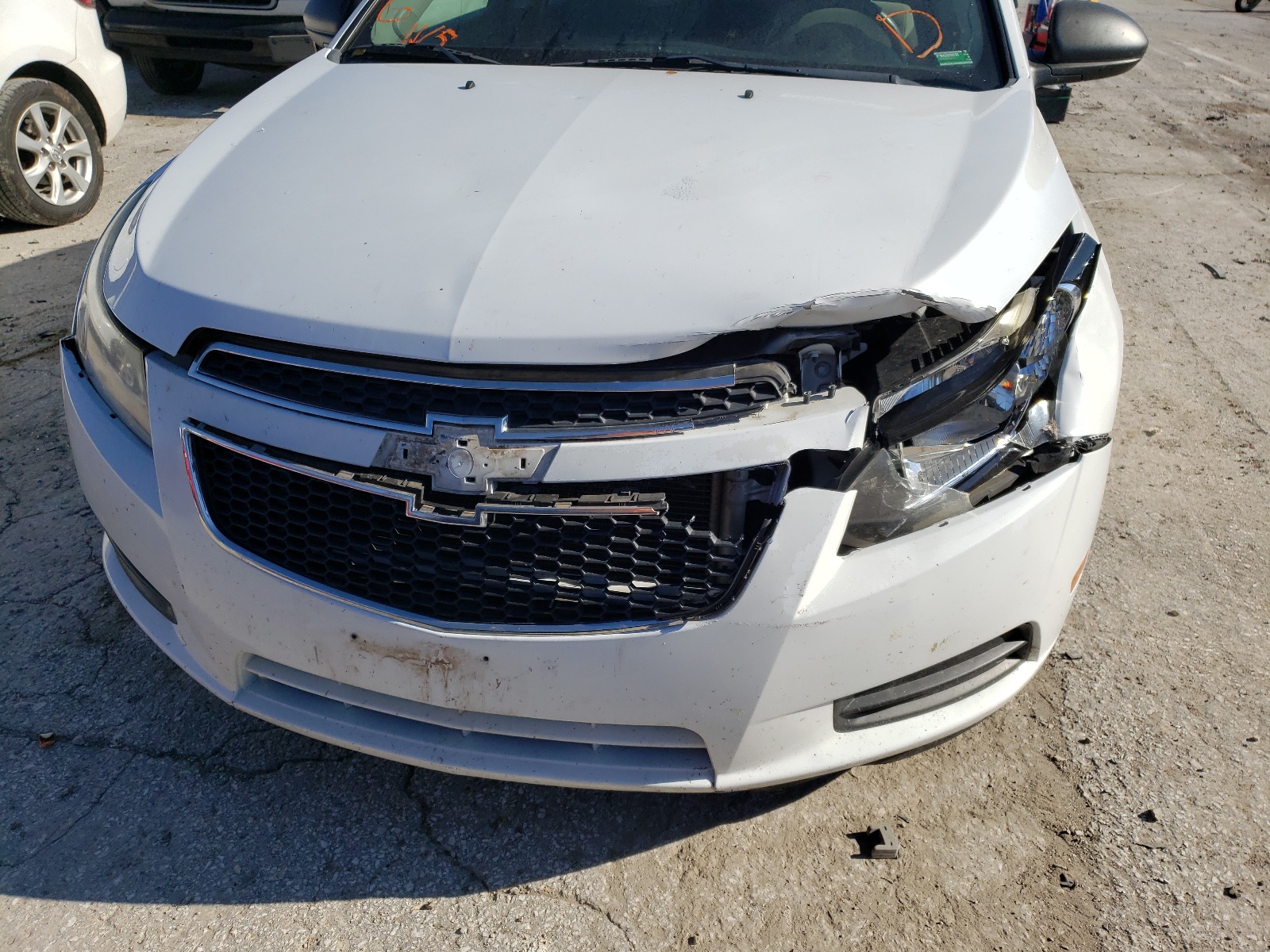 Photo 9 from auction – 2011 CHEVROLET CRUZE LS with VIN 1G1PC5SH2B7253975