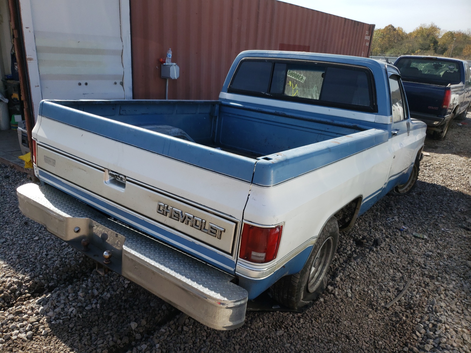 Photo 4 from auction – 1984 CHEVROLET C/K1500 with VIN 1GCDC14H6EF317736