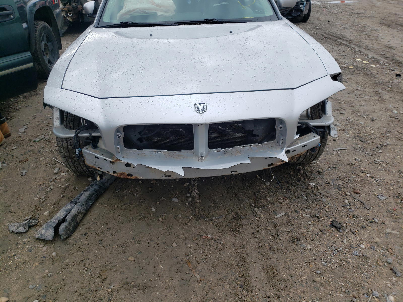Photo 9 from auction – 2010 DODGE CHARGER with VIN 2B3CA4CD2AH163697