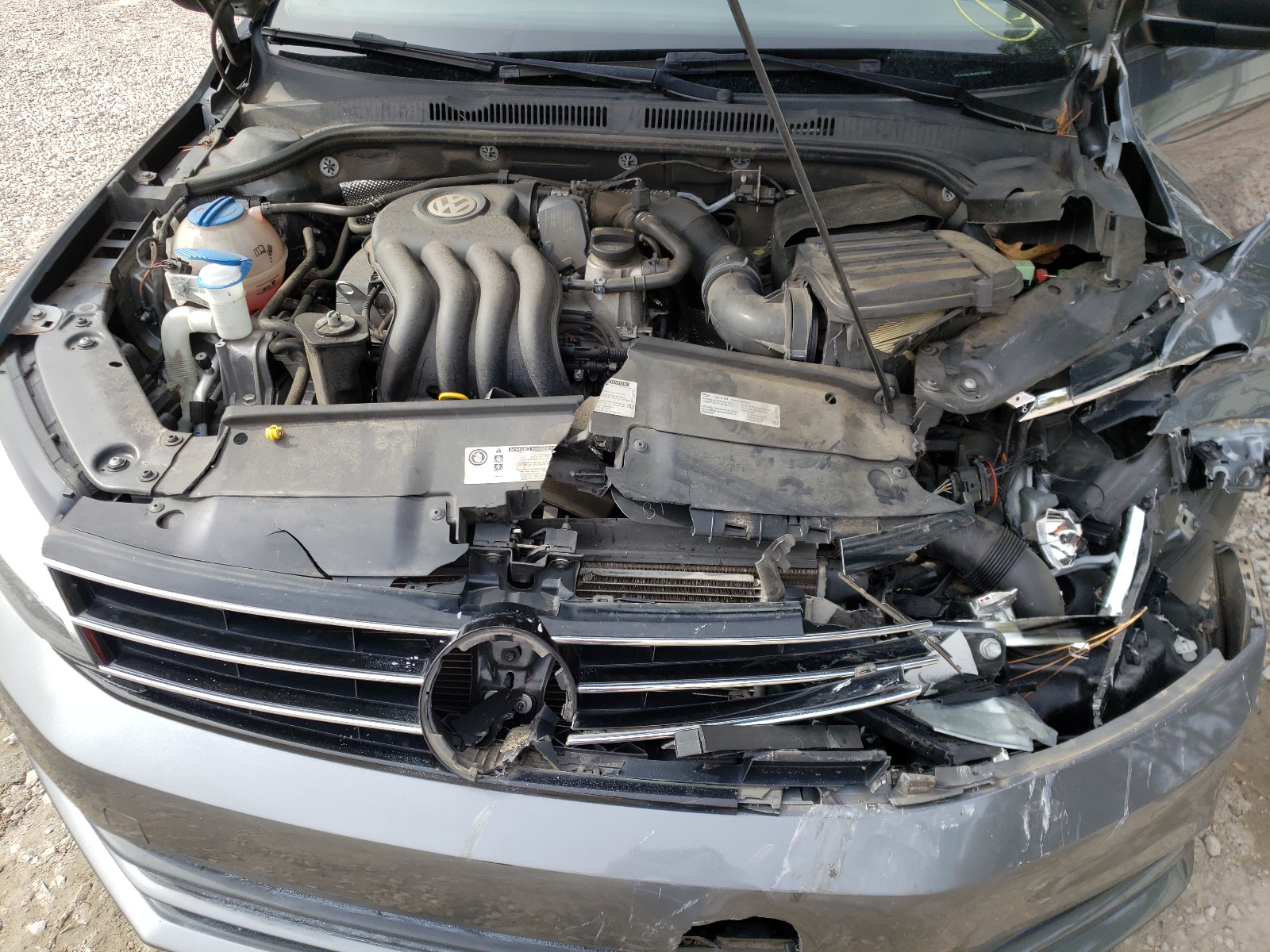 Photo 7 from auction – 2015 VOLKSWAGEN JETTA BASE with VIN 3VW1K7AJ8FM213523