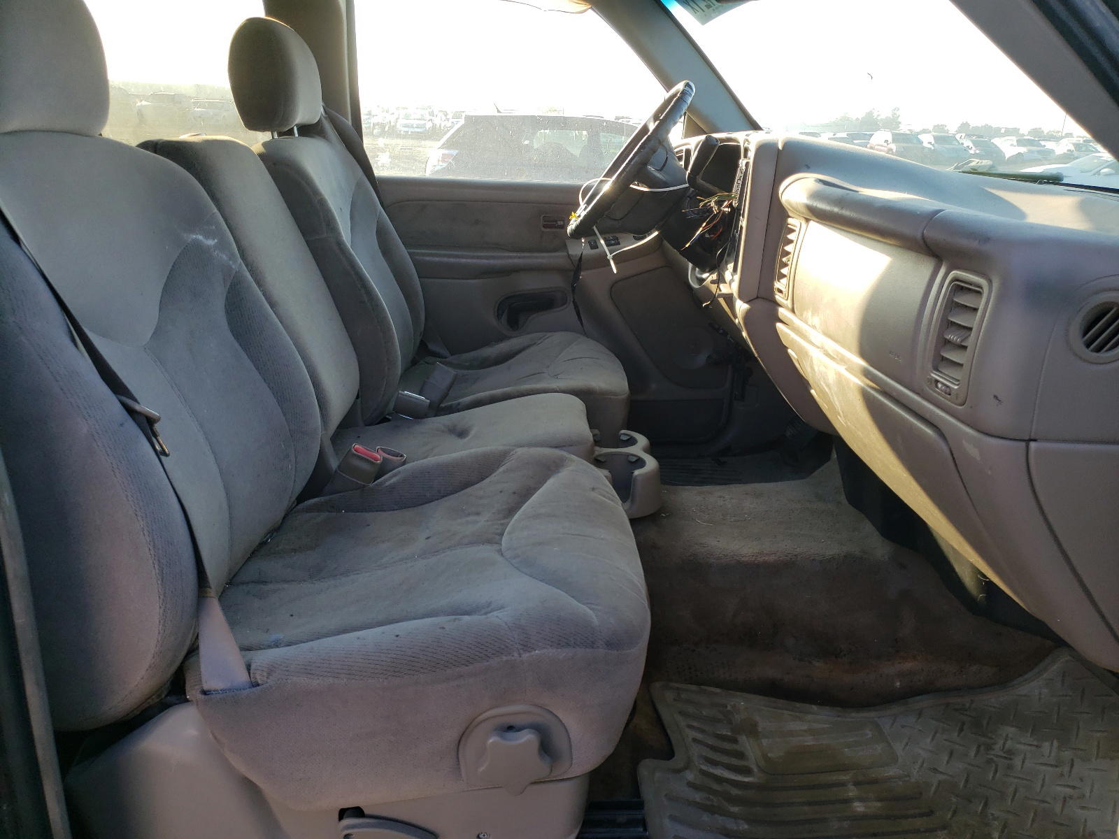 Photo 5 from auction – 2001 GMC NEW SIERRA with VIN 2GTEC19V411233516
