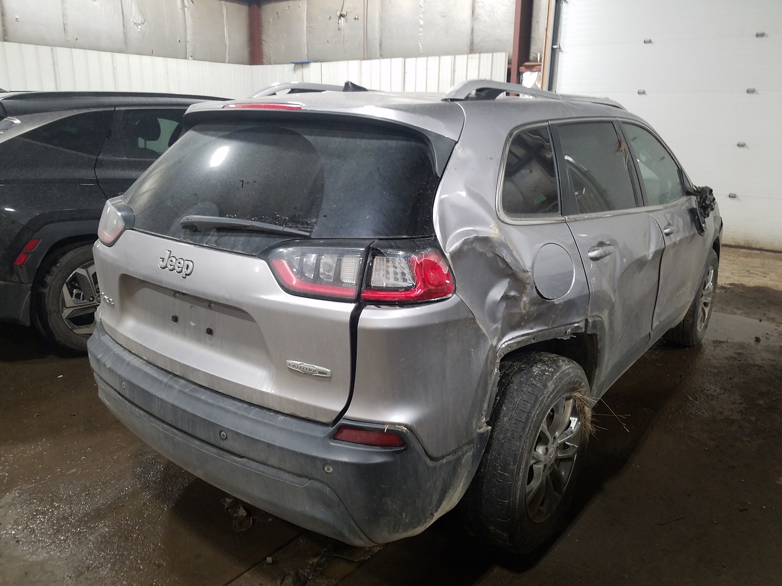 Photo 4 from auction – 2020 JEEP CHEROKEE L with VIN 1C4PJMLB5LD554955