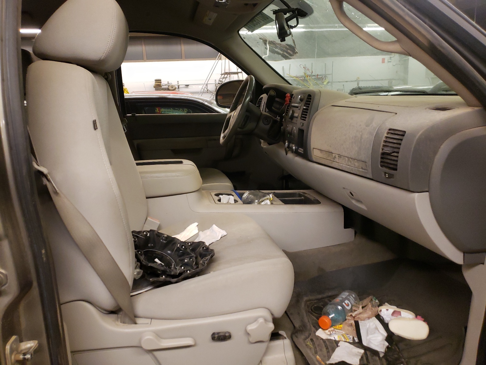 Photo 5 from auction – 2013 CHEVROLET SILVERADO with VIN 3GCPKSE7XDG259610