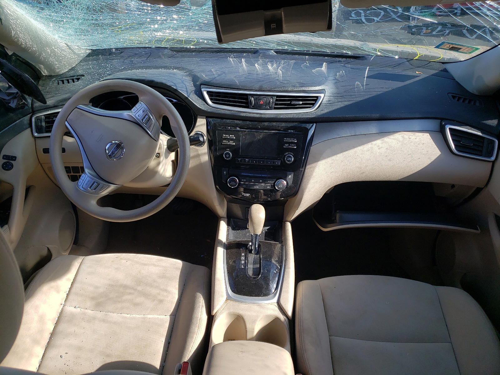 Photo 9 from auction – 2015 NISSAN ROGUE S with VIN KNMAT2MT7FP586451