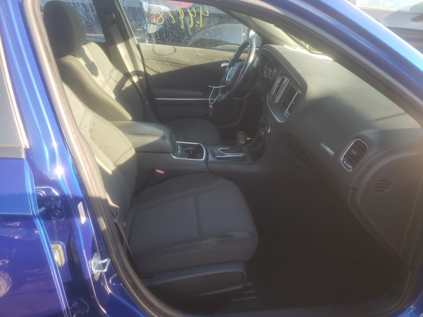 Photo 5 from auction – 2019 DODGE CHARGER SX with VIN 2C3CDXBG5KH664964