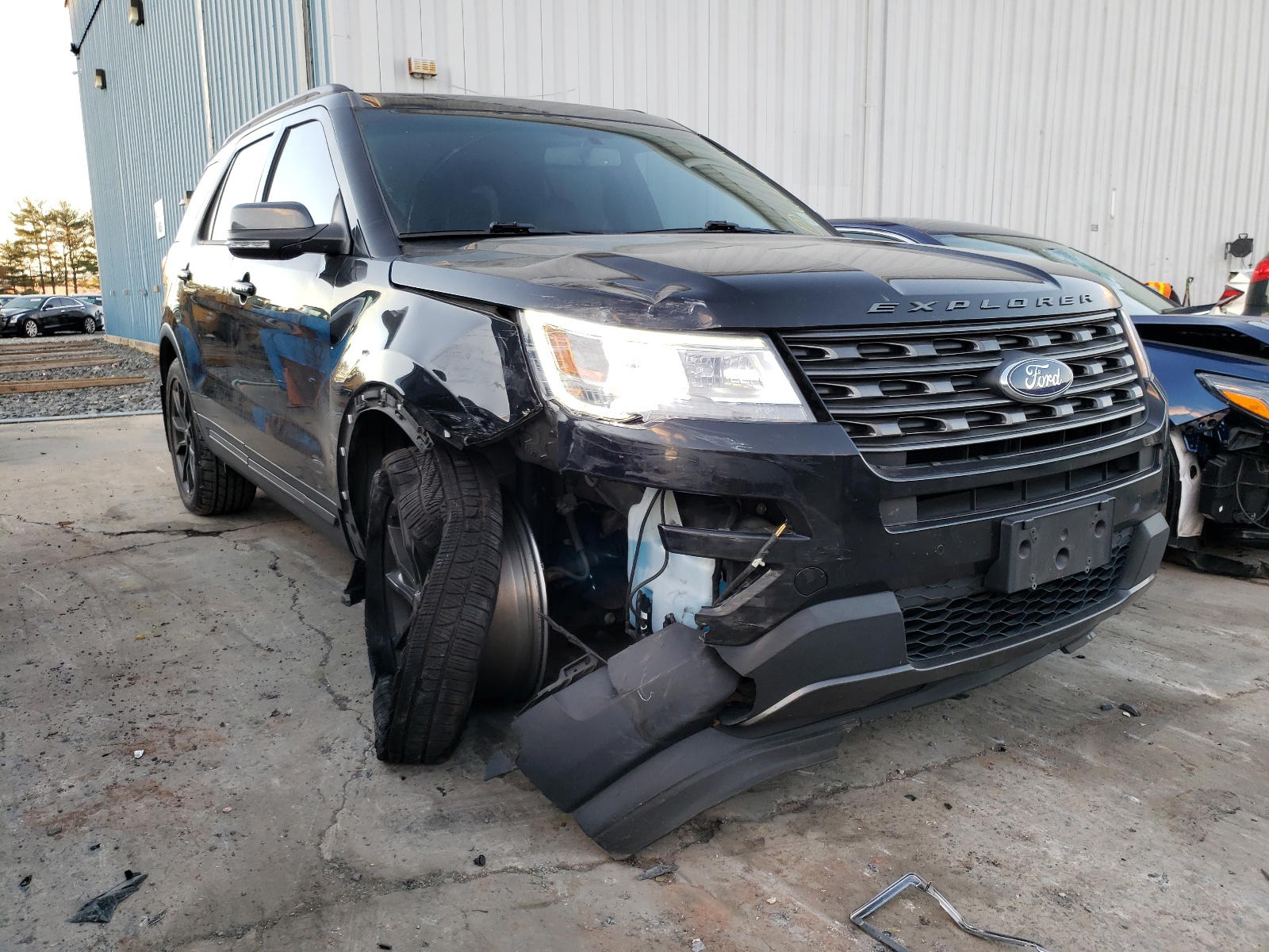 FORD EXPLORER X 2017 with VIN 1FM5K8D83HGC17071 - Photo from auction