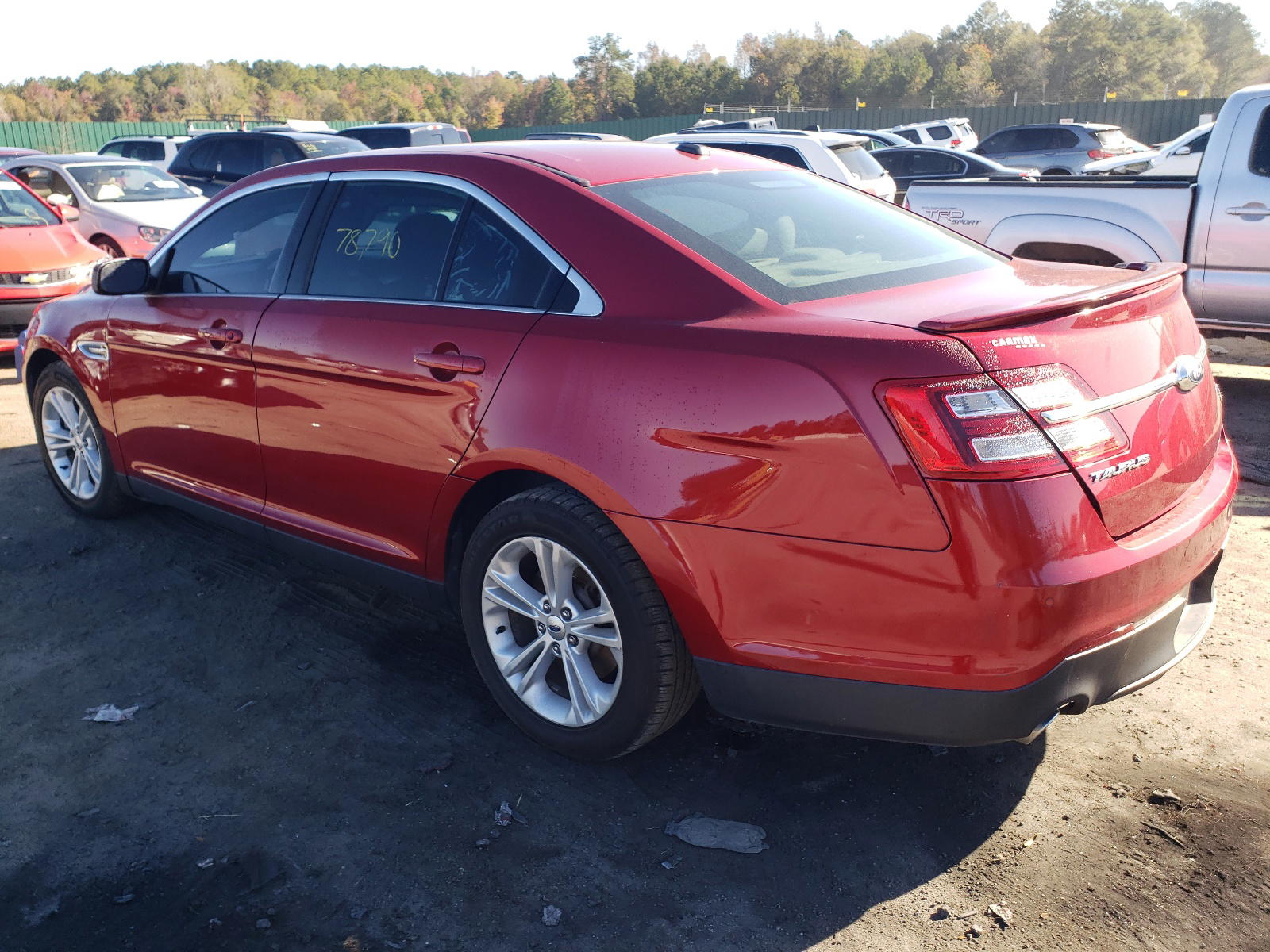 Photo 3 from auction – 2018 FORD TAURUS SEL with VIN 1FAHP2H82JG125035