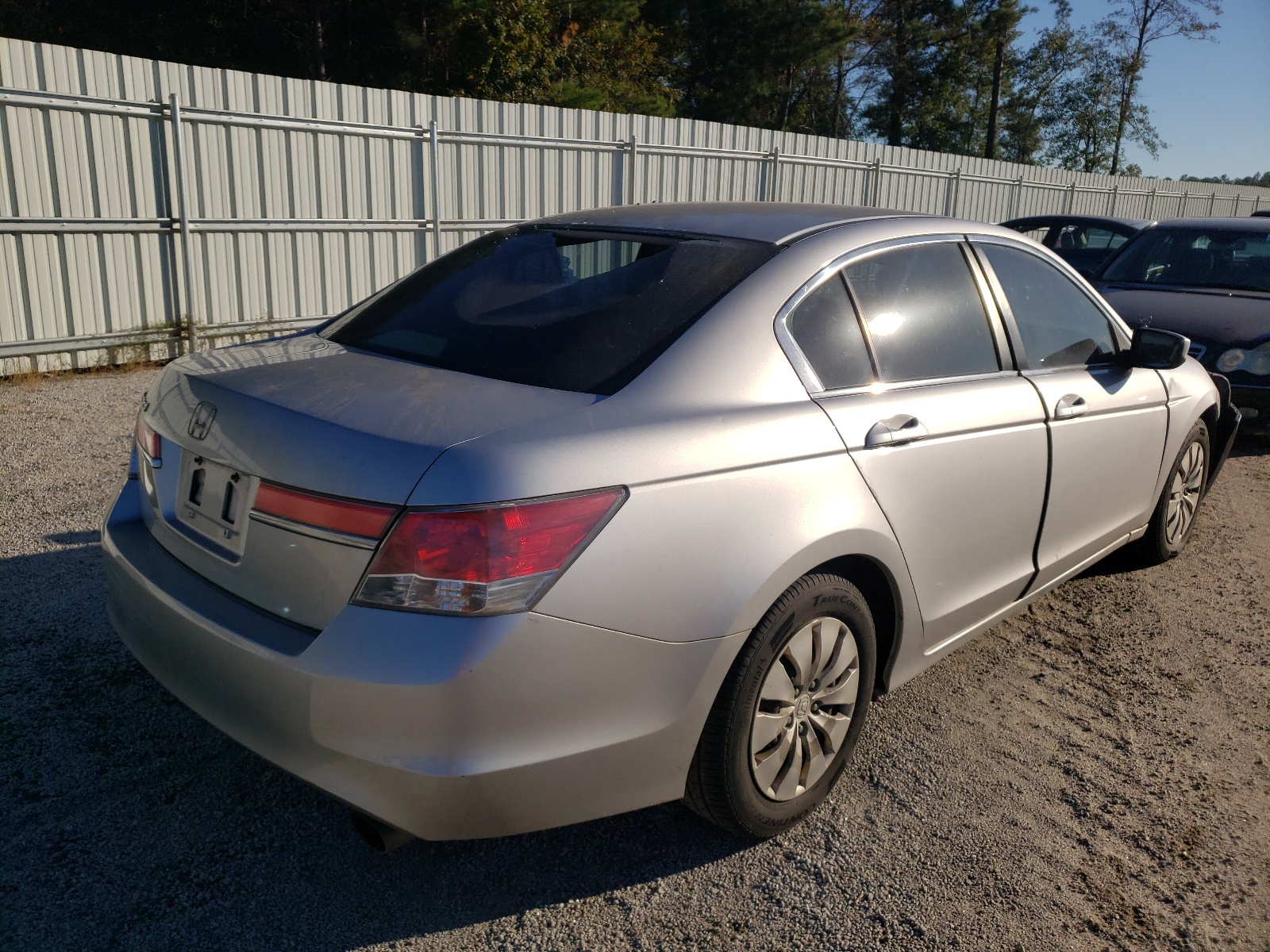 Photo 4 from auction – 2011 HONDA ACCORD LX with VIN 1HGCP2F36BA063074