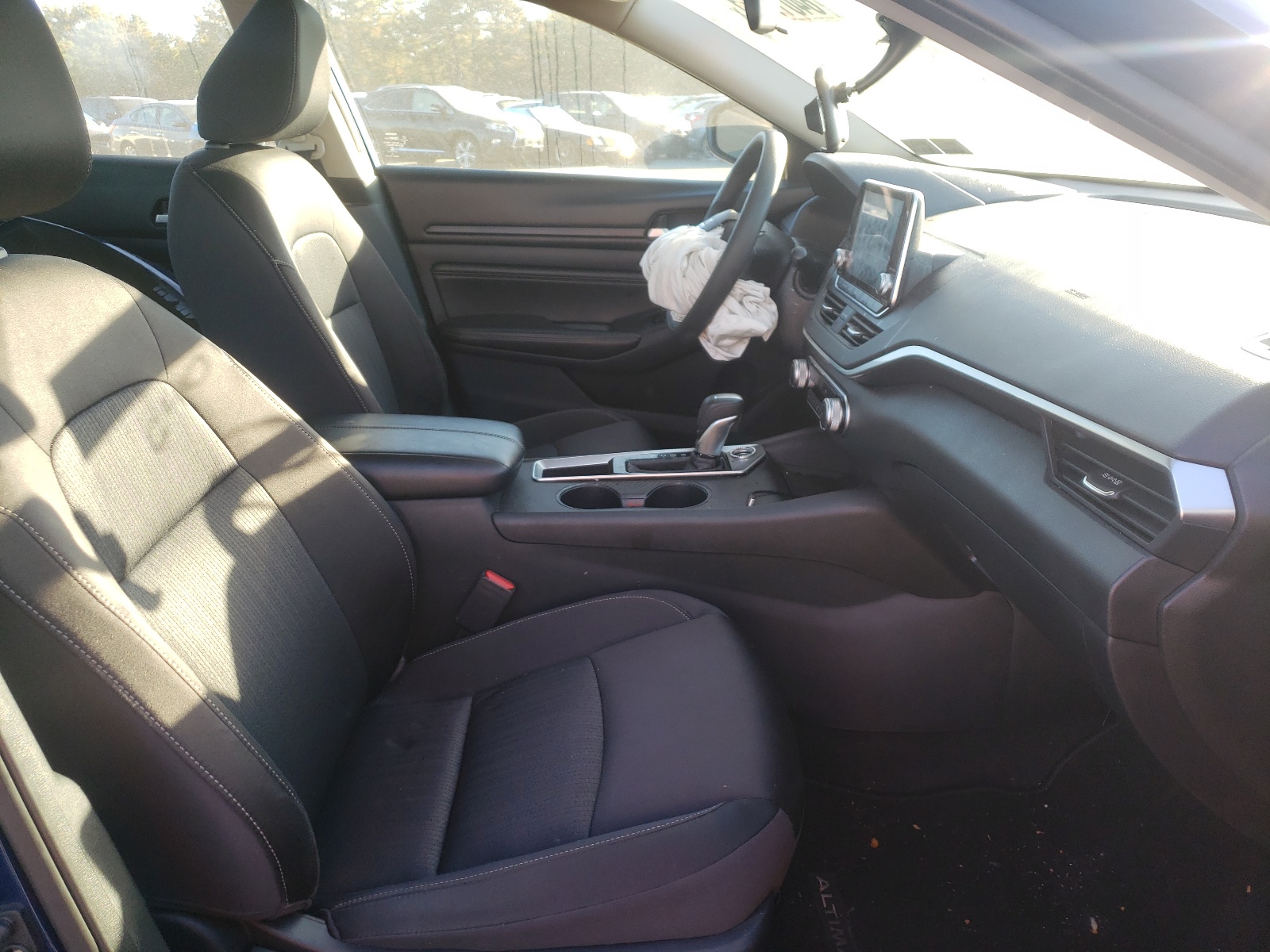 Photo 5 from auction – 2019 NISSAN ALTIMA S with VIN 1N4BL4BV5KC245917