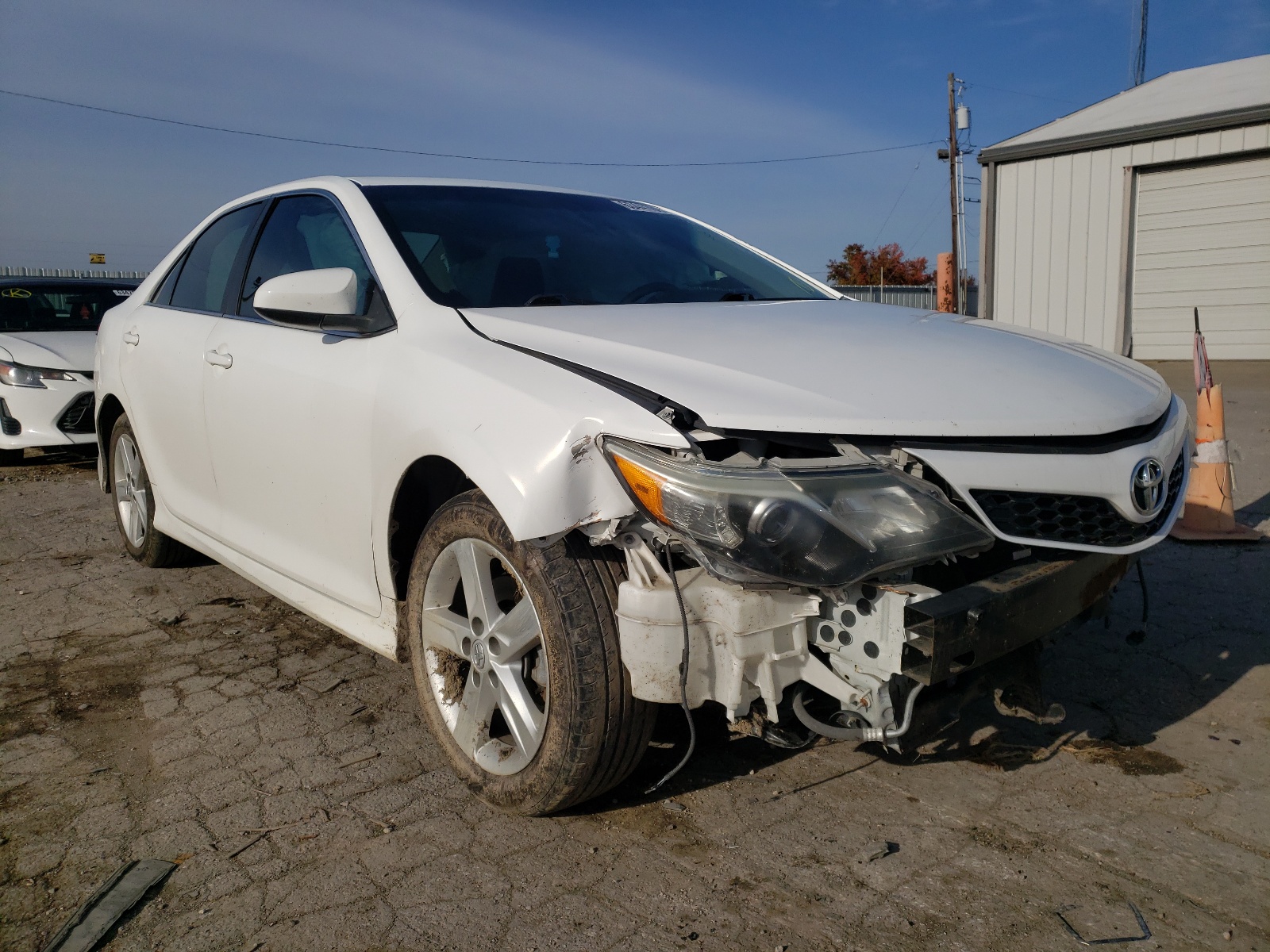 Photo 1 from auction – 2013 TOYOTA CAMRY L with VIN 4T1BF1FK9DU702091