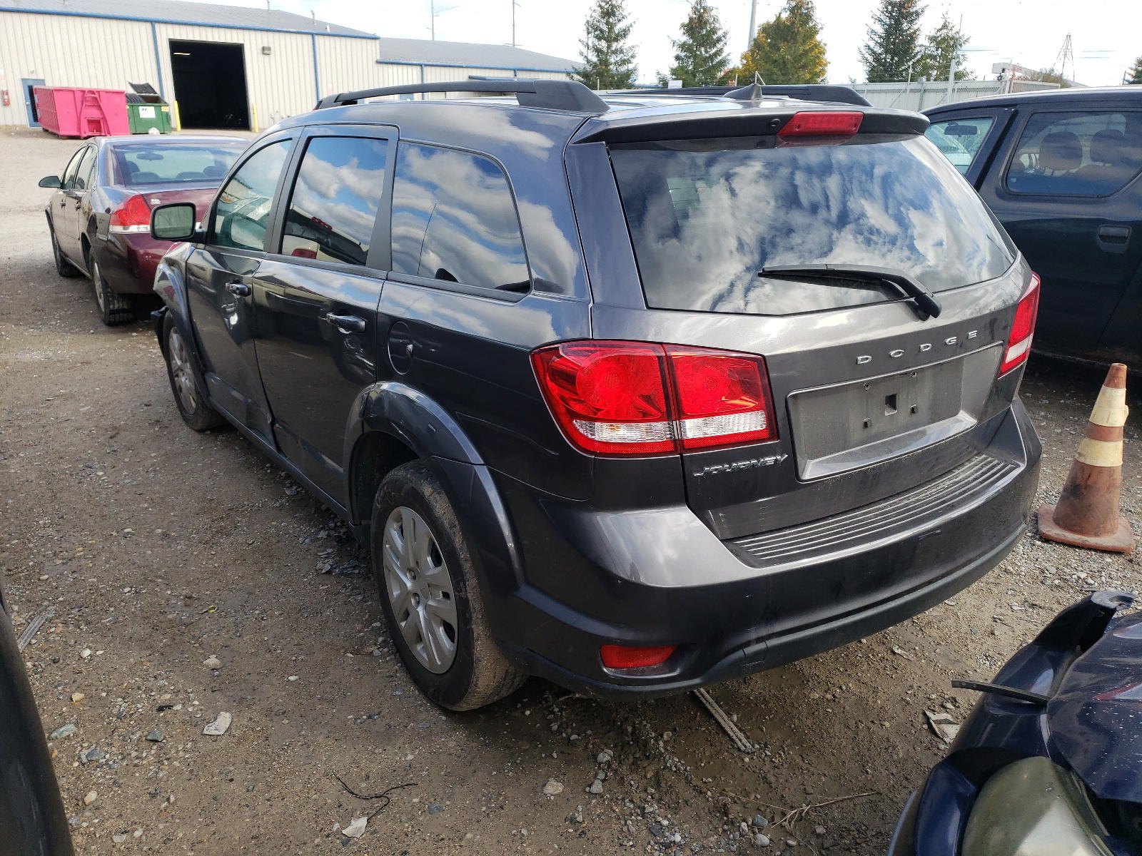 Photo 3 from auction – 2019 DODGE JOURNEY SE with VIN 3C4PDCBB9KT873674