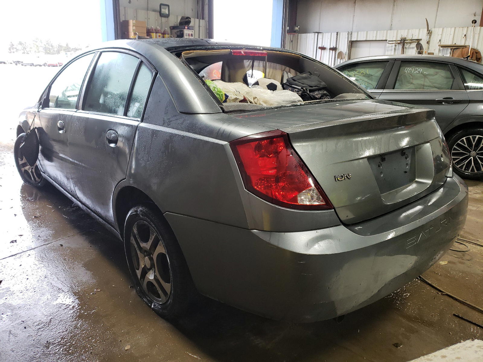 Photo 3 from auction – 2005 SATURN ION LEVEL with VIN 1G8AL52F95Z154083