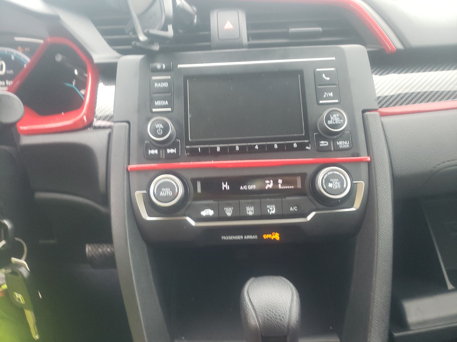 Photo 9 from auction – 2019 HONDA CIVIC LX with VIN 19XFC2F64KE049639