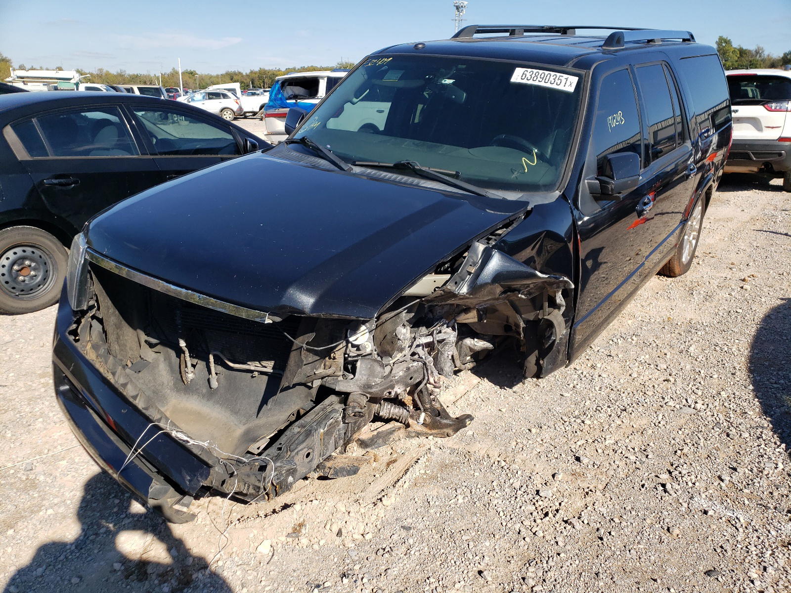 Photo 2 from auction – 2011 FORD EXPEDITION with VIN 1FMJK1K59BEF32409