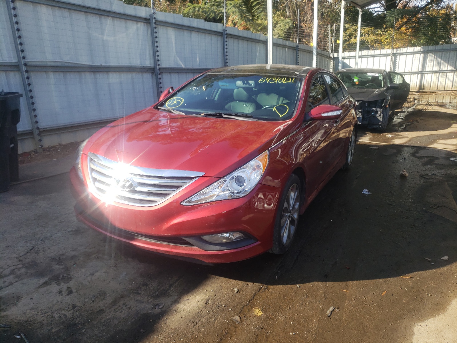 Photo 2 from auction – 2014 HYUNDAI SONATA SE with VIN 5NPEC4ABXEH872264