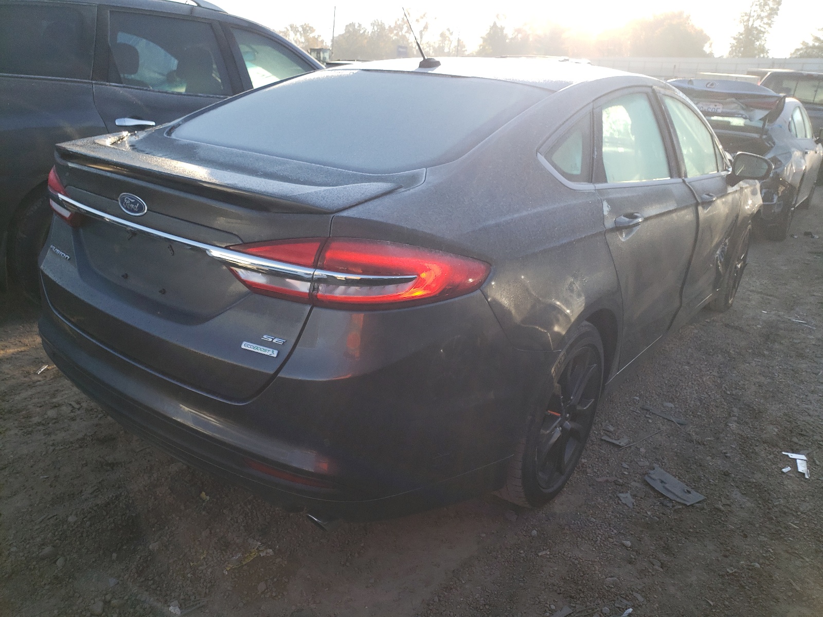 Photo 4 from auction – 2018 FORD FUSION SE with VIN 3FA6P0HD2JR260291
