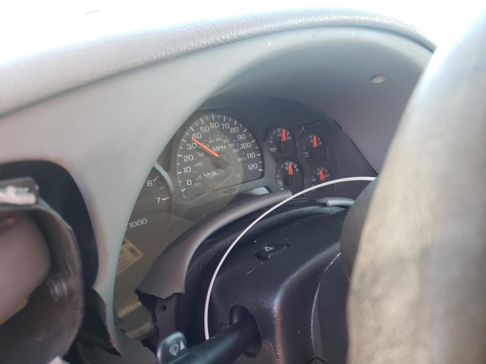 Photo 8 from auction – 2005 CHEVROLET TRAILBLAZE with VIN 1GNDT13S852307902