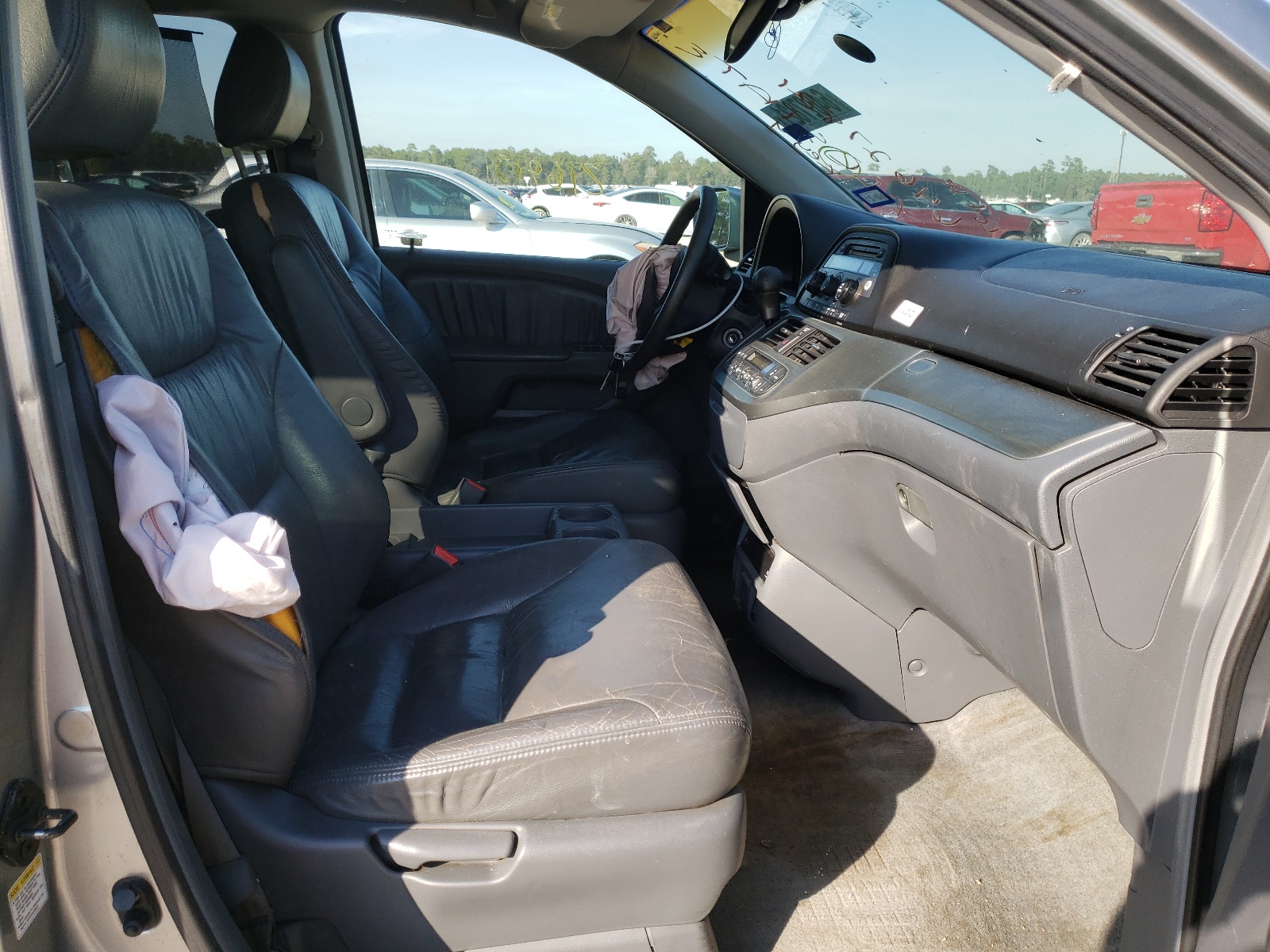 Photo 5 from auction – 2006 HONDA ODYSSEY with VIN 5FNRL38746B096176