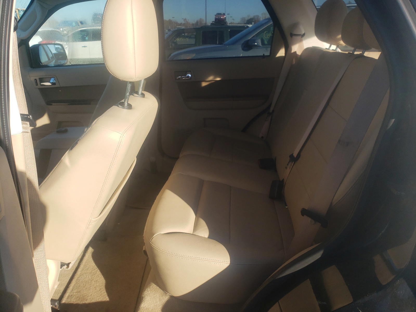 Photo 6 from auction – 2012 FORD ESCAPE LIM with VIN 1FMCU0E79CKB29057