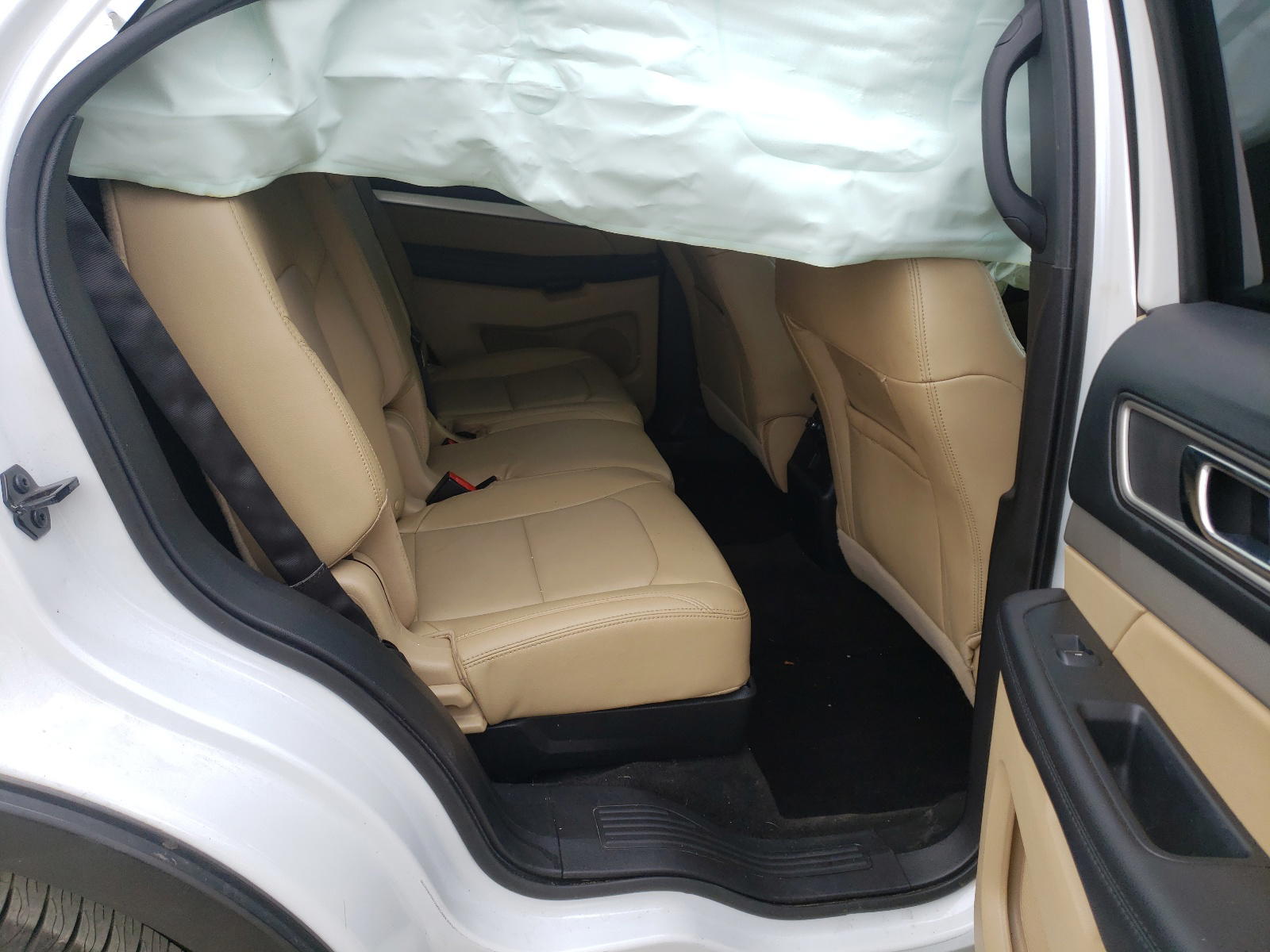 Photo 6 from auction – 2016 FORD EXPLORER X with VIN 1FM5K7D86GGA24096
