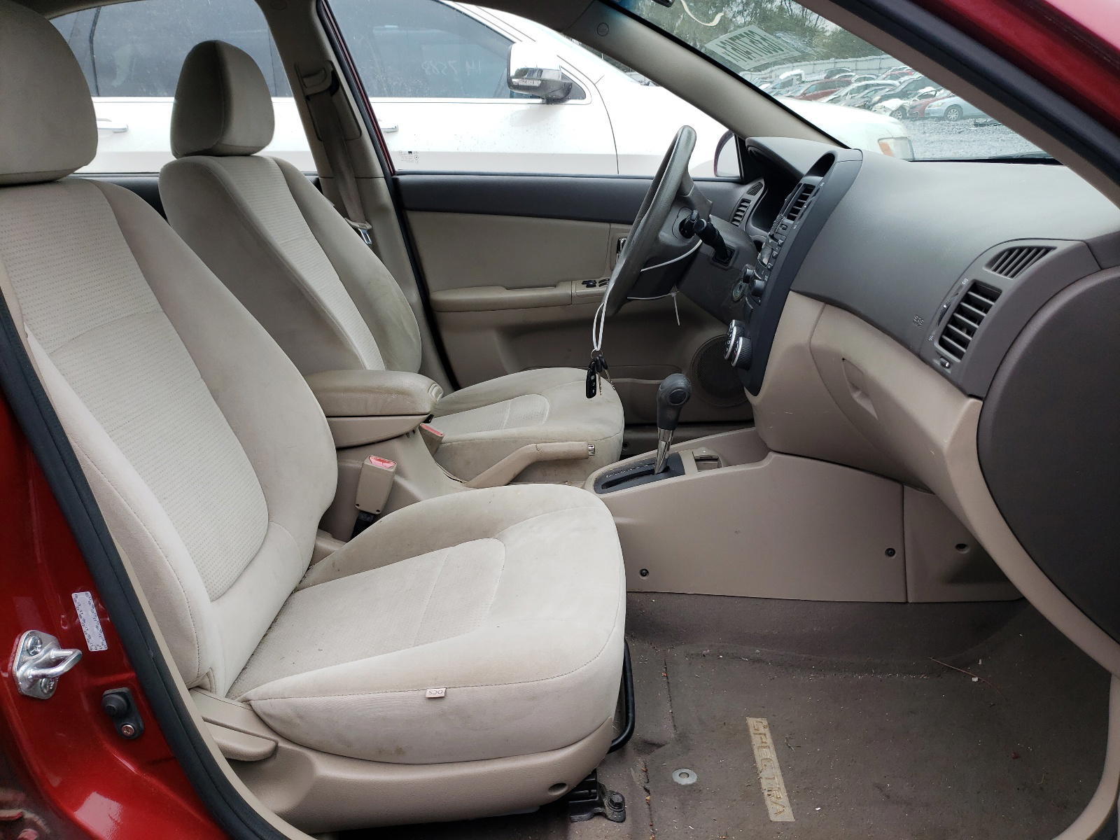 Photo 5 from auction – 2008 KIA SPECTRA EX with VIN KNAFE121785527665