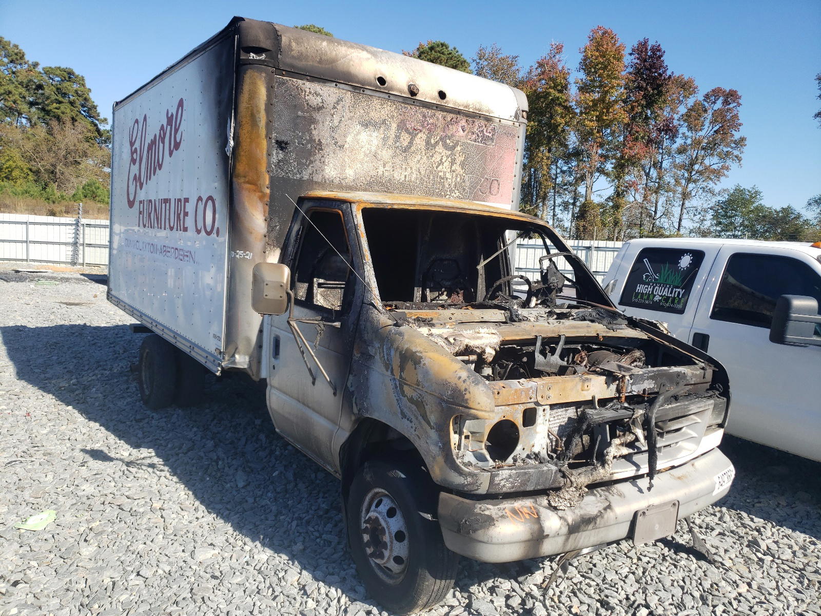 FORD ECONOLINE 1995 with VIN 1FDKE37H6SHB19324 - Photo from auction