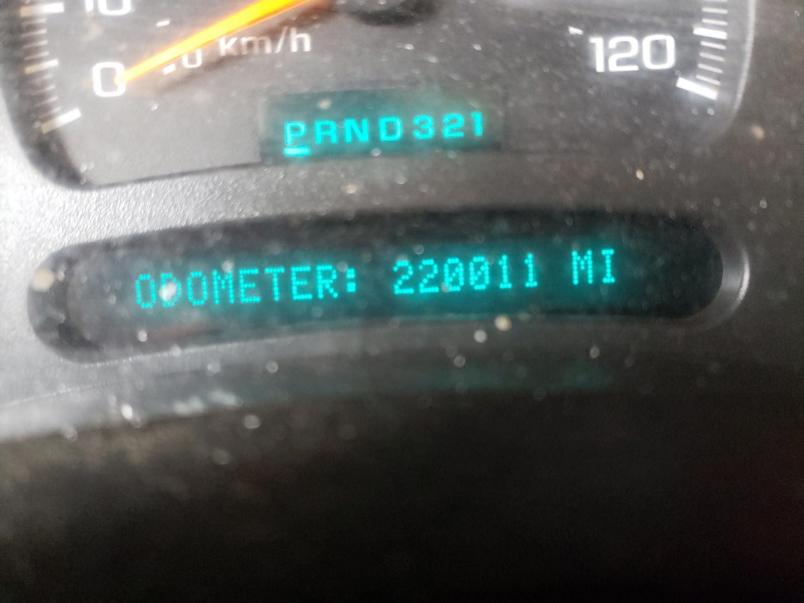 Photo 8 from auction – 2004 CHEVROLET SILVERADO with VIN 2GCEC19V341146310