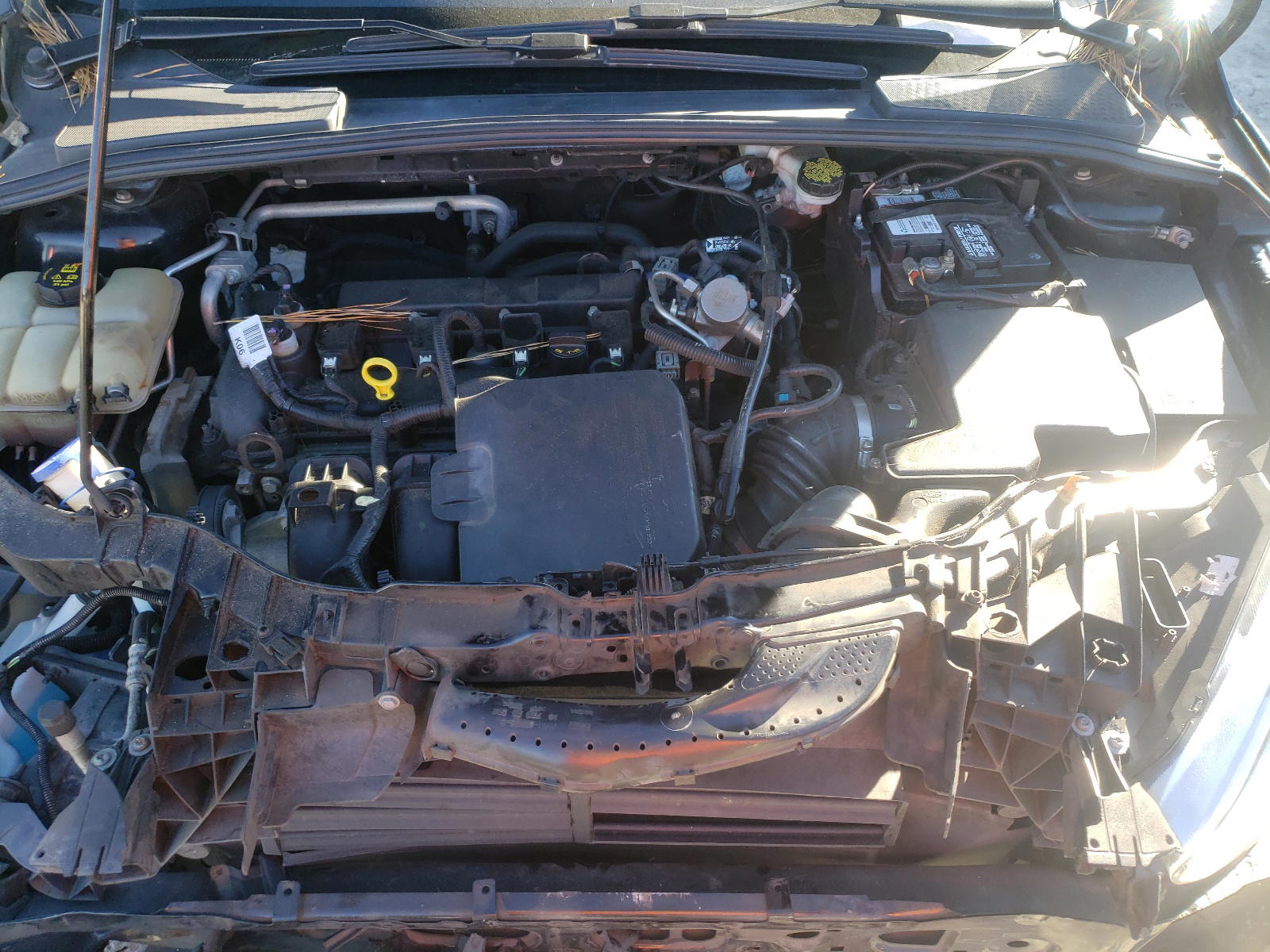 Photo 7 from auction – 2016 FORD FOCUS with VIN 1FADP3K21GL364746