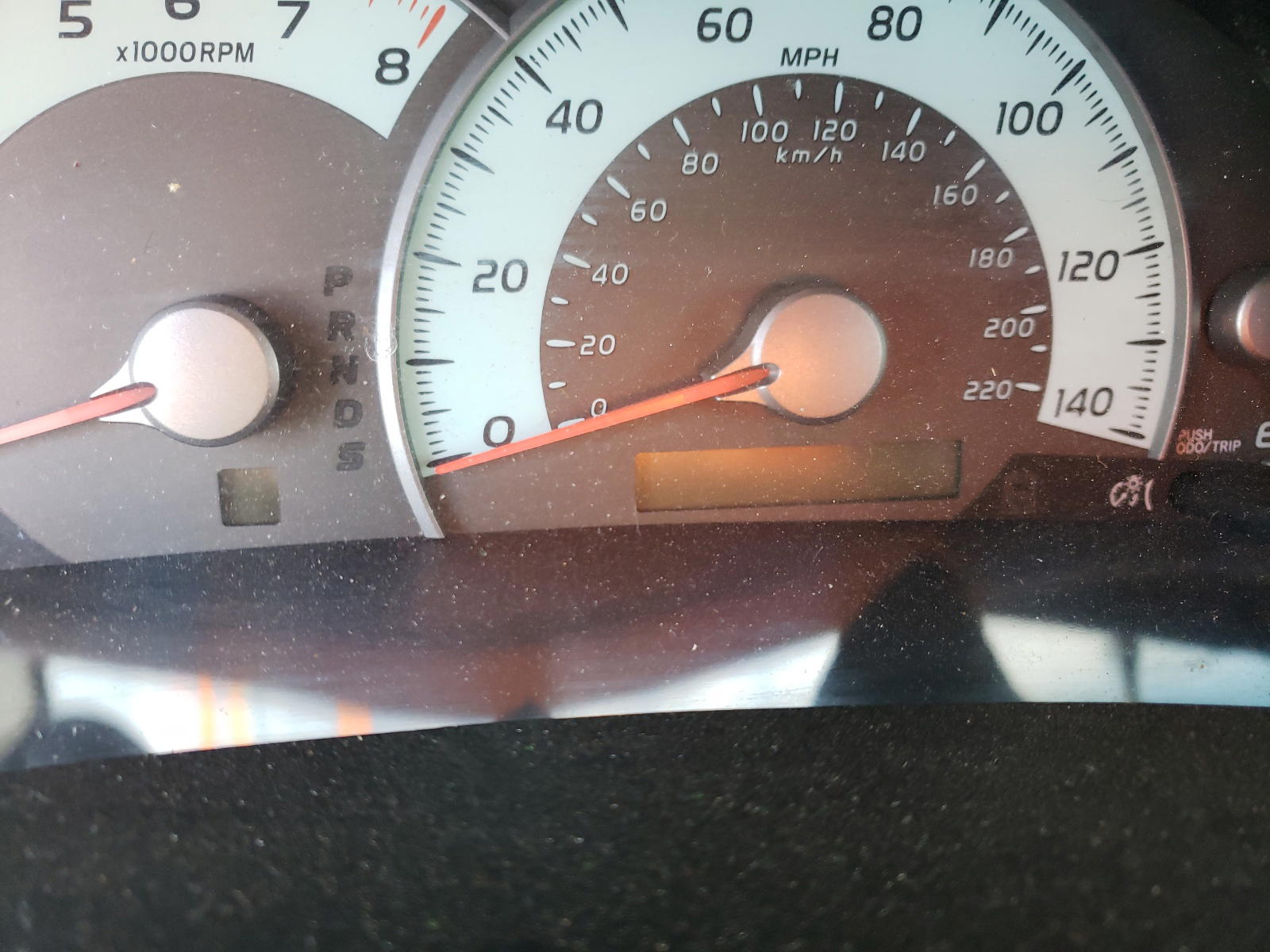 Photo 8 from auction – 2010 TOYOTA CAMRY BASE with VIN 4T1BF3EK4AU036136