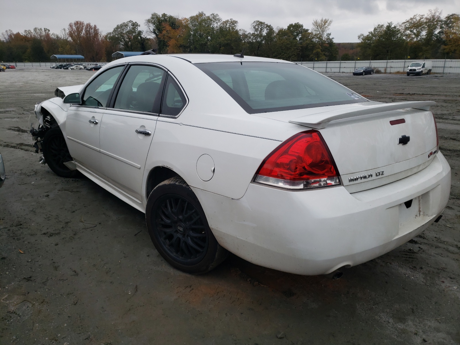Photo 3 from auction – 2014 CHEVROLET IMPALA LIM with VIN 2G1WC5E3XE1118837