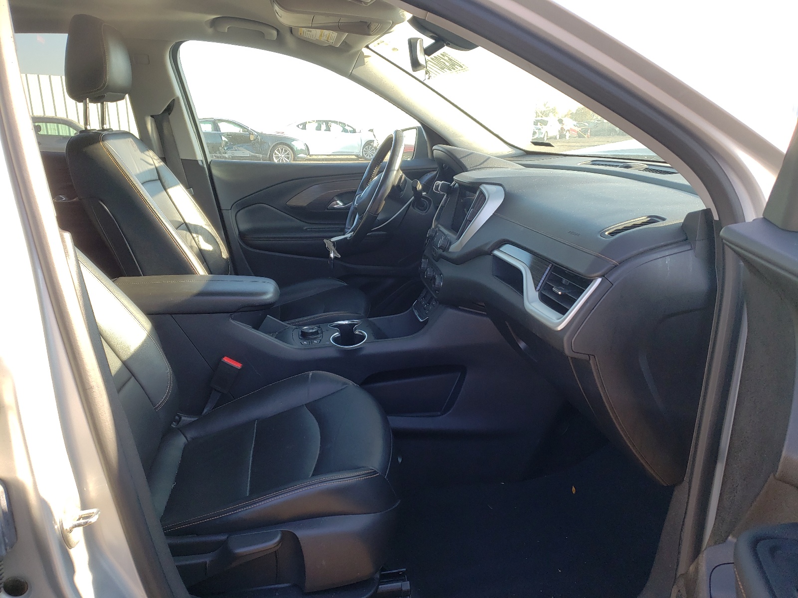 Photo 5 from auction – 2019 GMC TERRAIN SL with VIN 3GKALPEV6KL241046